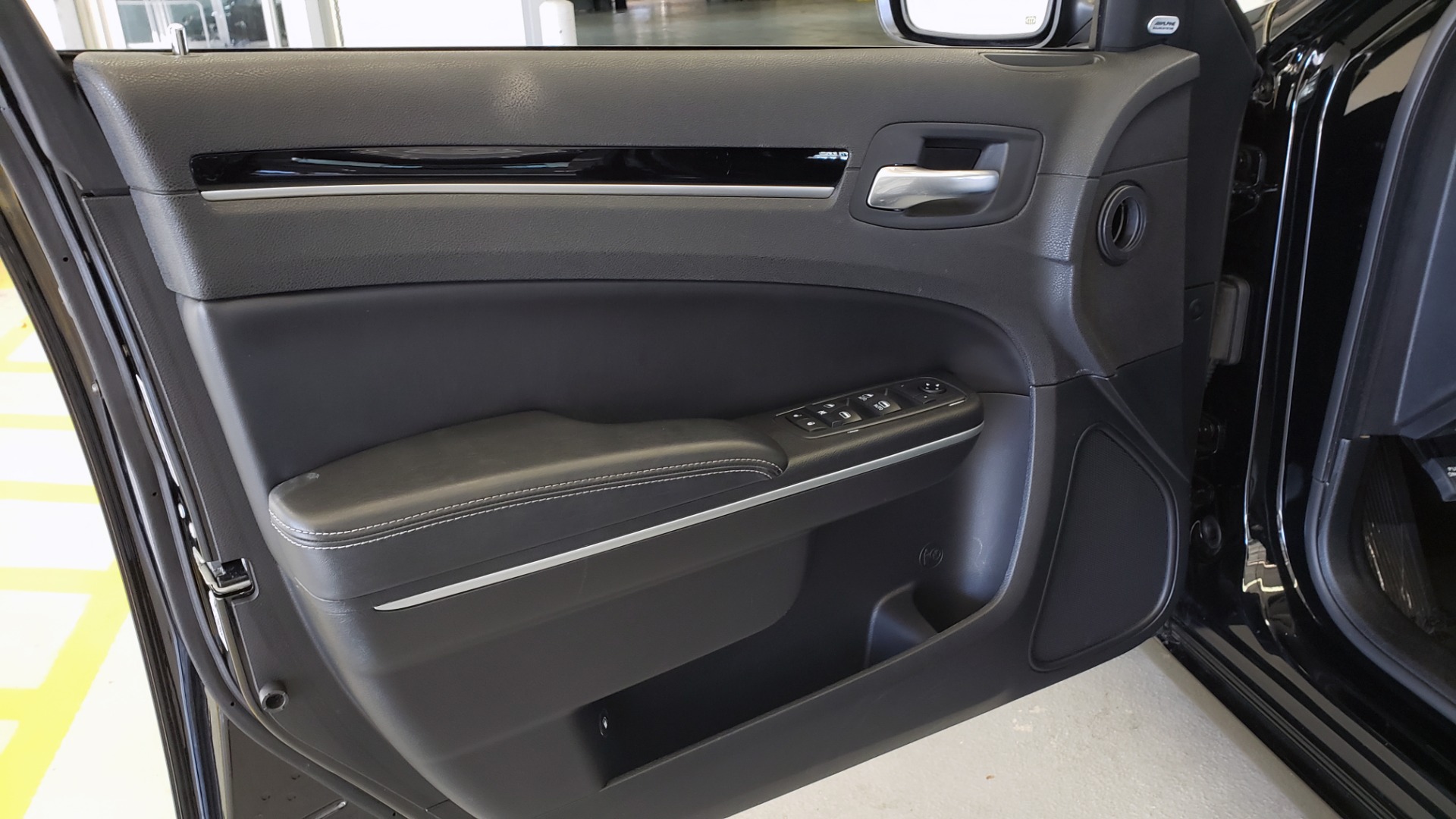 Used 2021 Chrysler 300 S 3.6L SEDAN / AUTO / NAV / HTD STS / UCONNECT 8.4-IN DISPLAY / REARVIEW for sale Sold at Formula Imports in Charlotte NC 28227 29