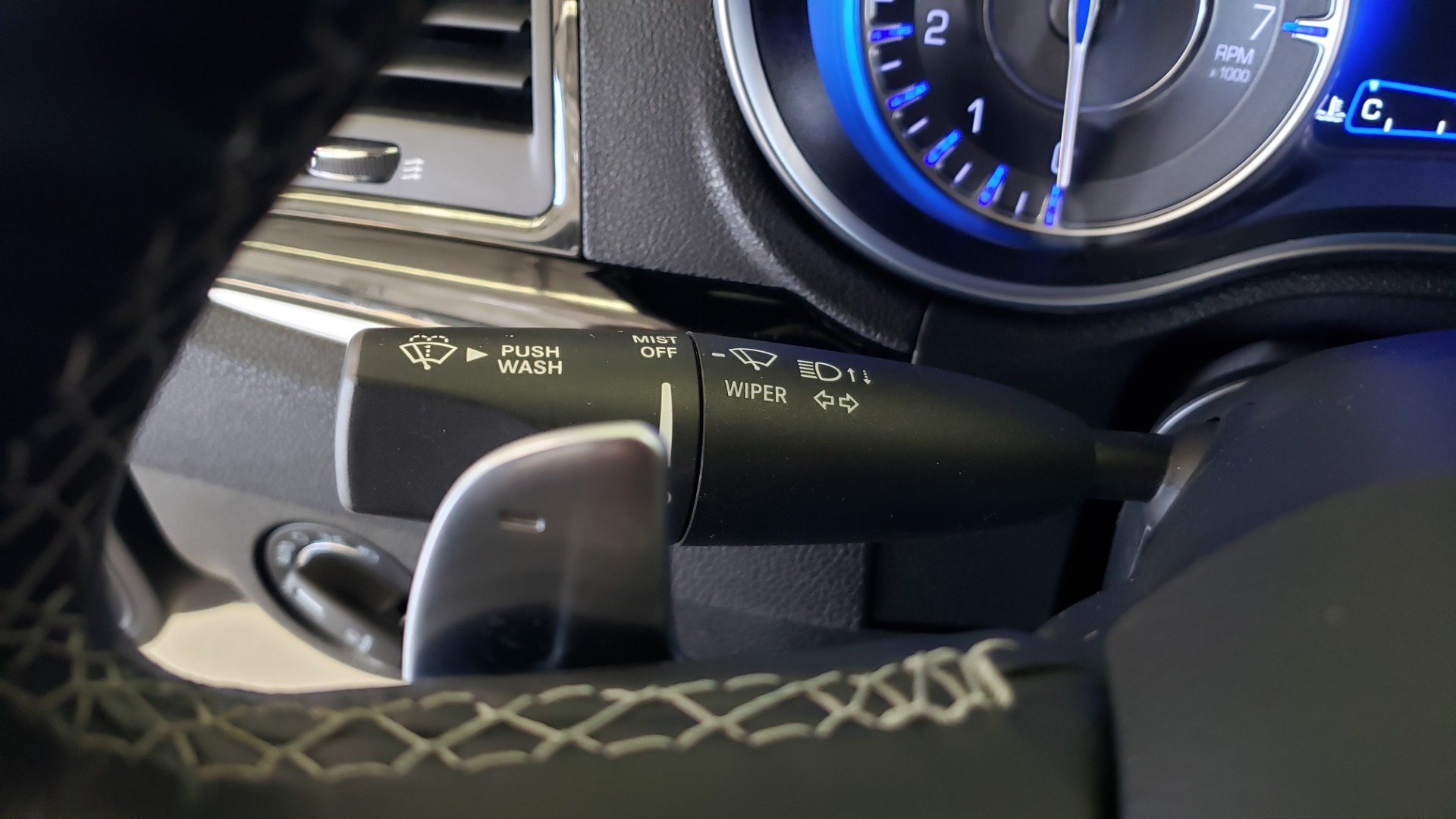 Used 2021 Chrysler 300 S 3.6L SEDAN / AUTO / NAV / HTD STS / UCONNECT 8.4-IN DISPLAY / REARVIEW for sale $34,695 at Formula Imports in Charlotte NC 28227 41