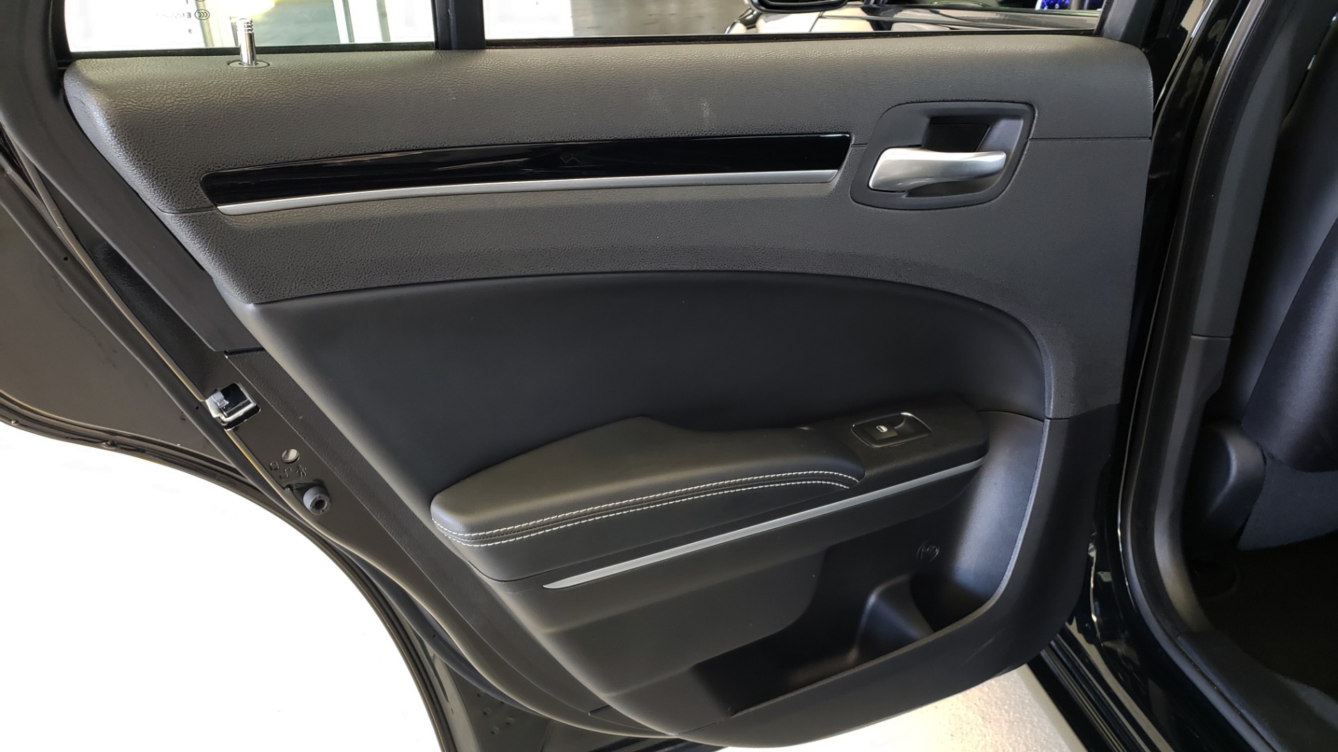 Used 2021 Chrysler 300 S 3.6L SEDAN / AUTO / NAV / HTD STS / UCONNECT 8.4-IN DISPLAY / REARVIEW for sale Sold at Formula Imports in Charlotte NC 28227 59