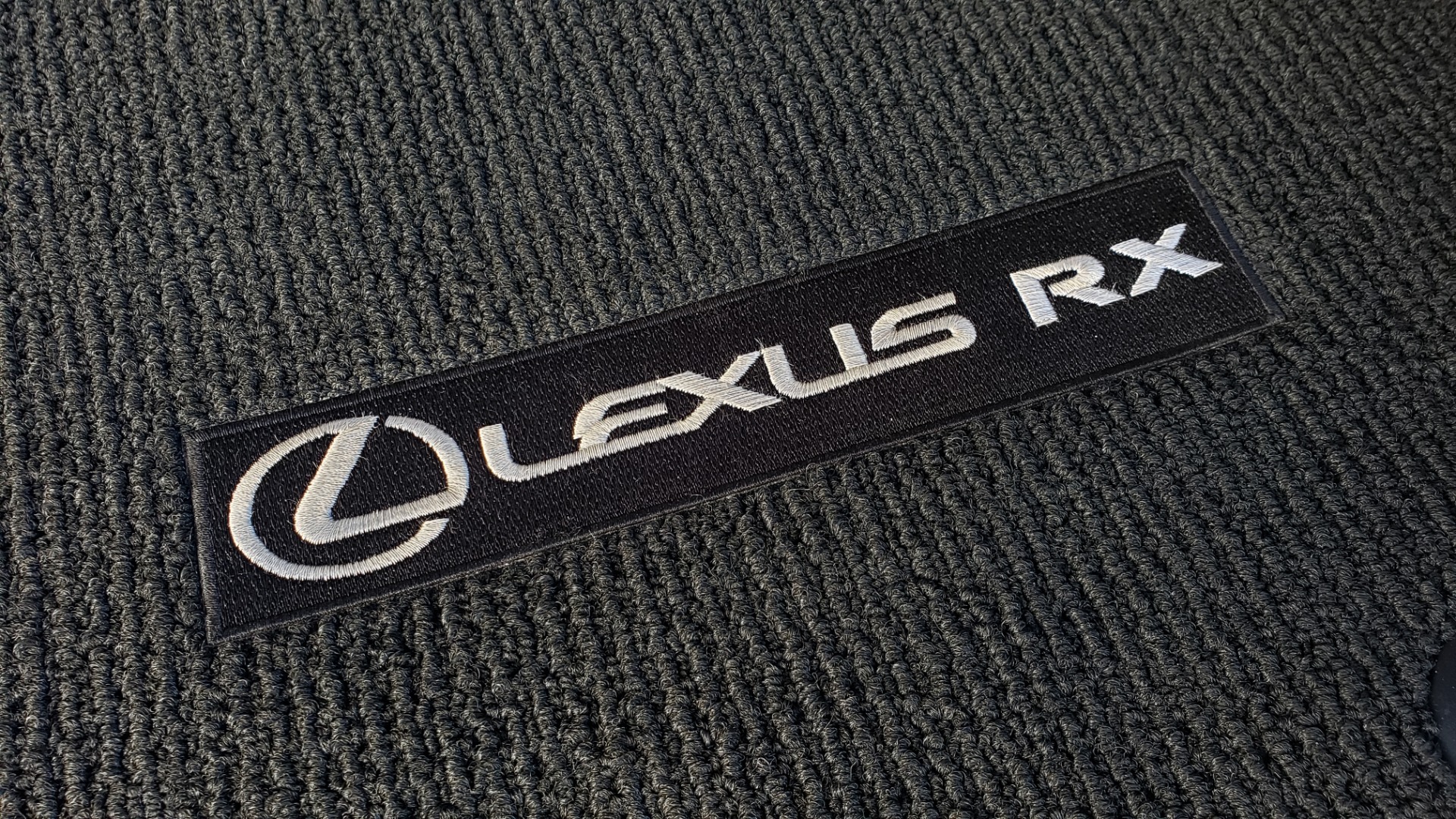 Used 2018 Lexus RX 350 3.5L V6 / PREMIUM / BLIND SPOT MONITOR / VENT STS / REARVIEW for sale $40,995 at Formula Imports in Charlotte NC 28227 38