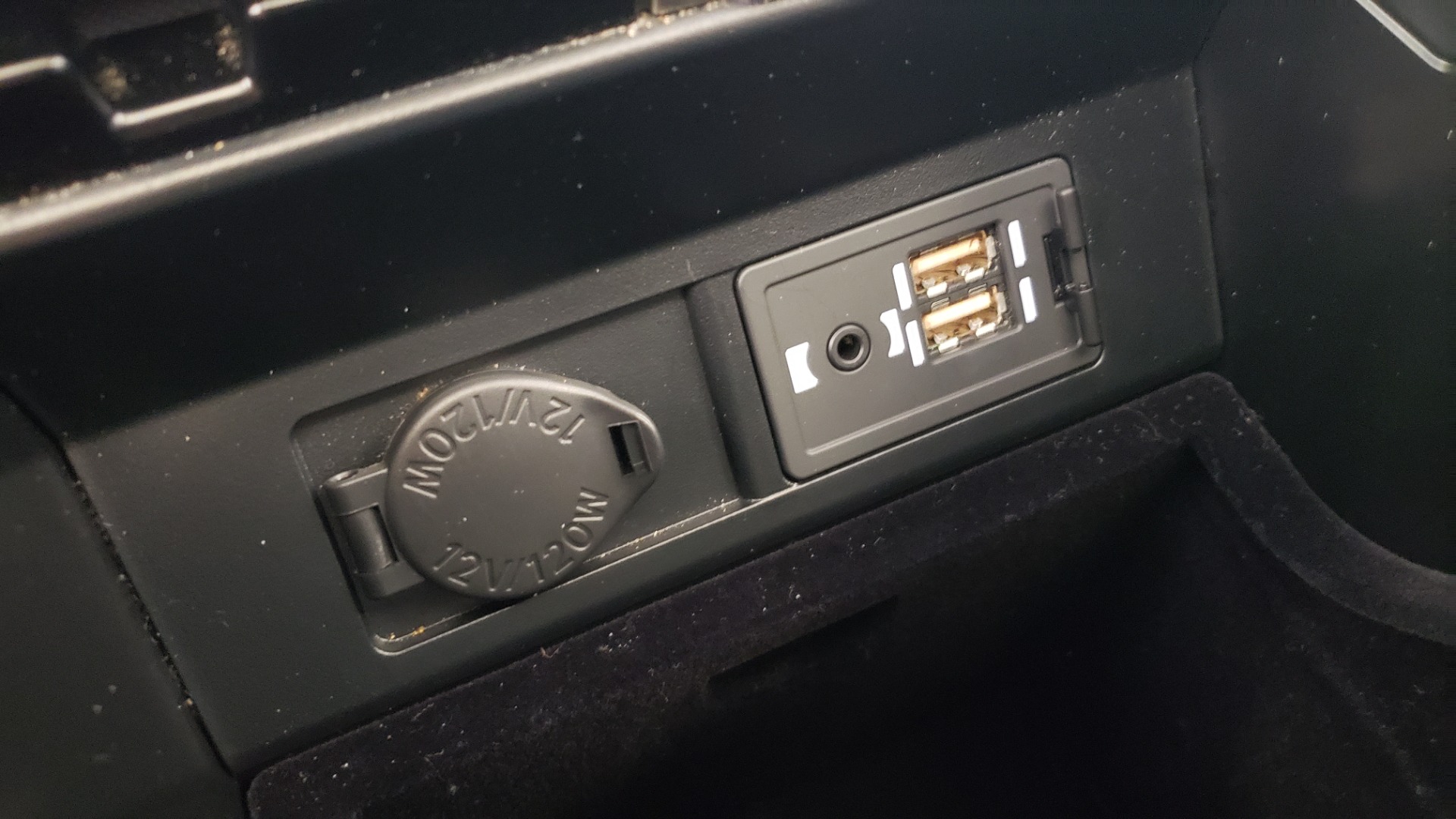 Used 2018 Lexus RX 350 3.5L V6 / PREMIUM / BLIND SPOT MONITOR / VENT STS / REARVIEW for sale $40,995 at Formula Imports in Charlotte NC 28227 41