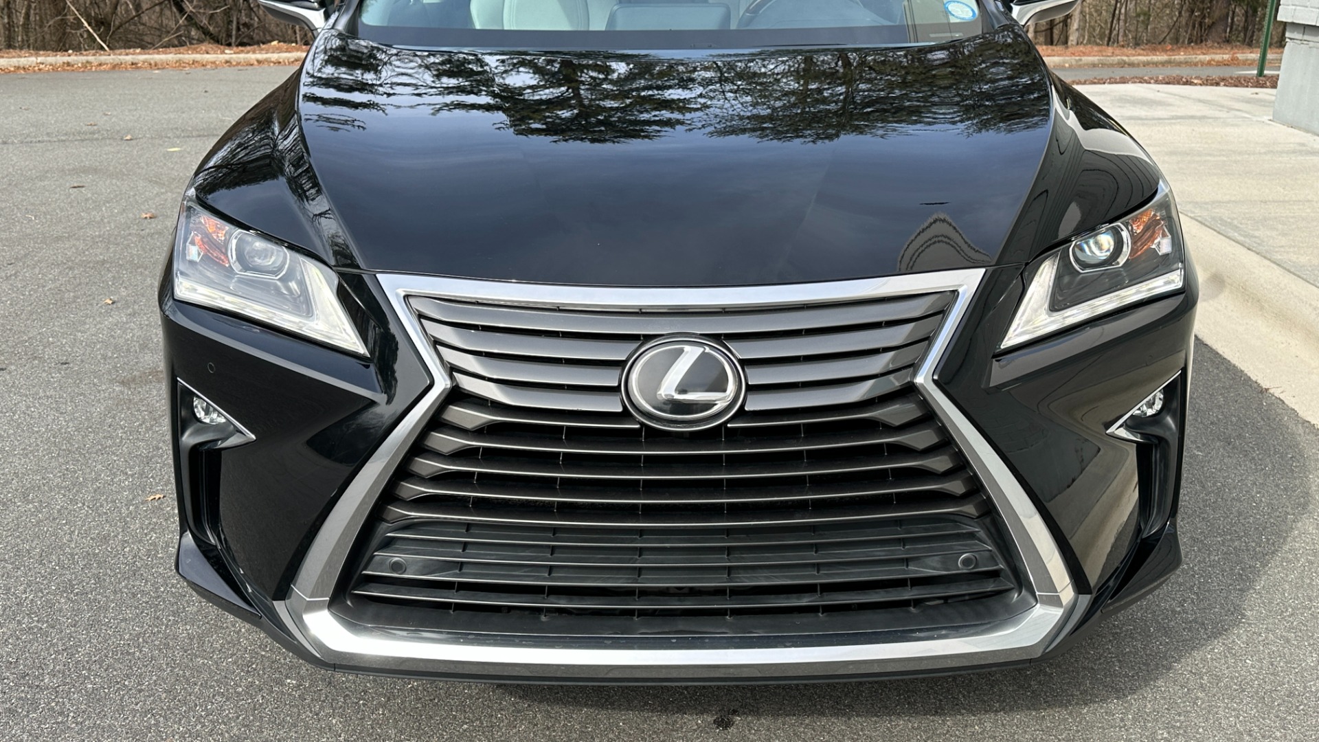 Used 2018 Lexus RX 350 3.5L V6 / PREMIUM / BLIND SPOT MONITOR / VENT STS / REARVIEW for sale $40,995 at Formula Imports in Charlotte NC 28227 44