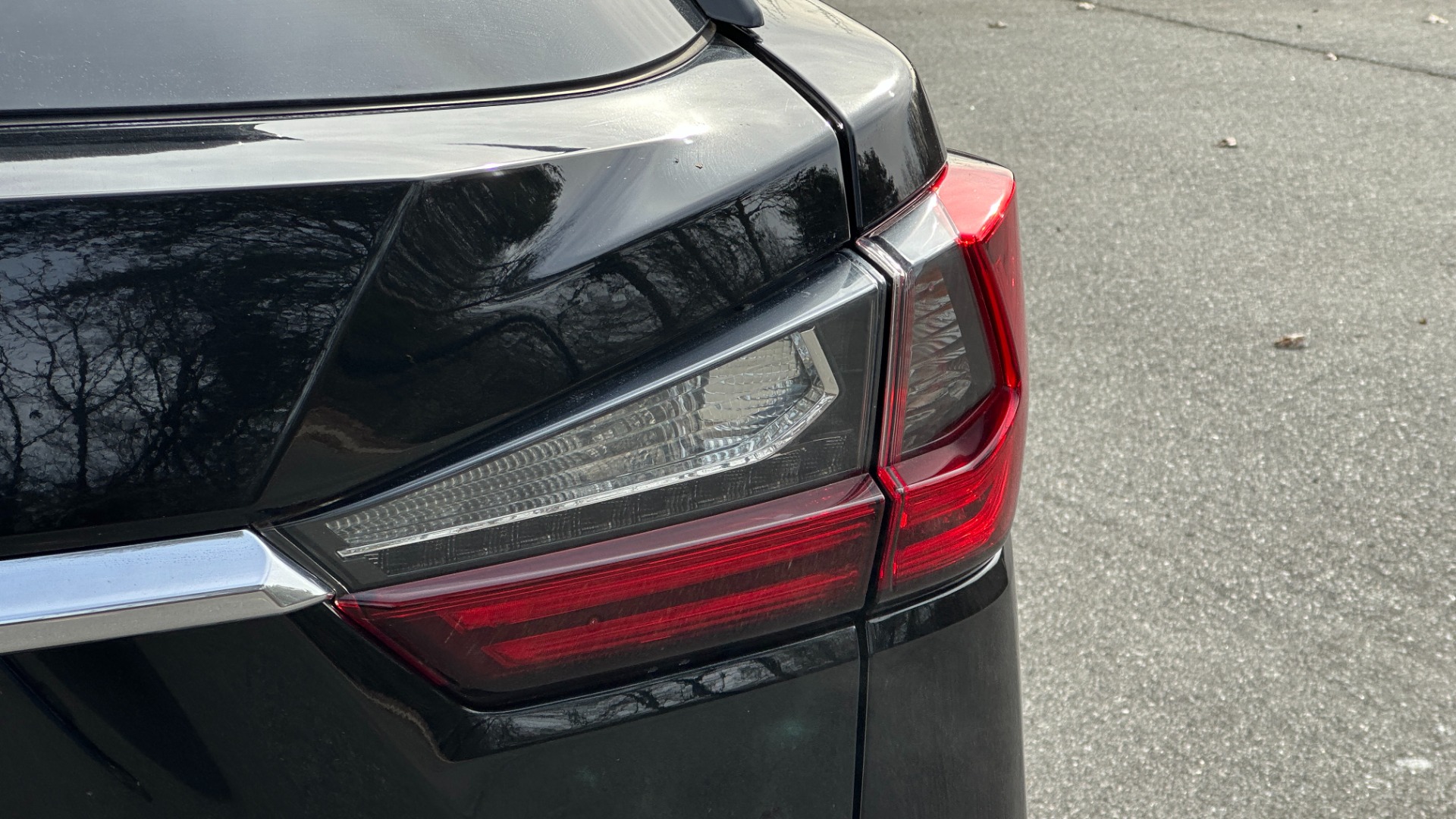 Used 2018 Lexus RX 350 3.5L V6 / PREMIUM / BLIND SPOT MONITOR / VENT STS / REARVIEW for sale $40,995 at Formula Imports in Charlotte NC 28227 49
