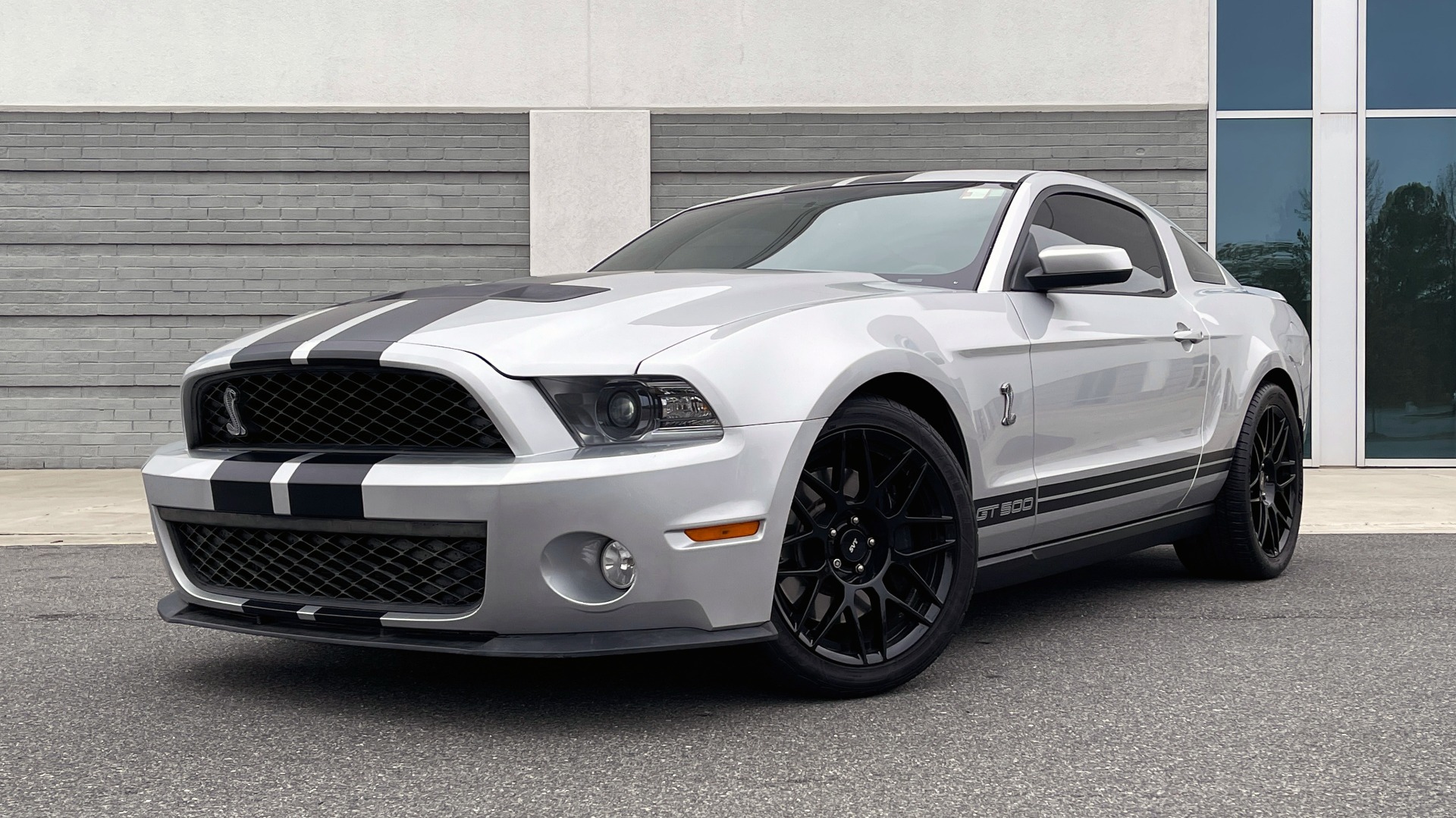 Used 2011 Ford MUSTANG GT500 COUPE / SVT PERF PKG / SHAKER 500 AUDIO / BREMBO BRAKES for sale $42,599 at Formula Imports in Charlotte NC 28227 2