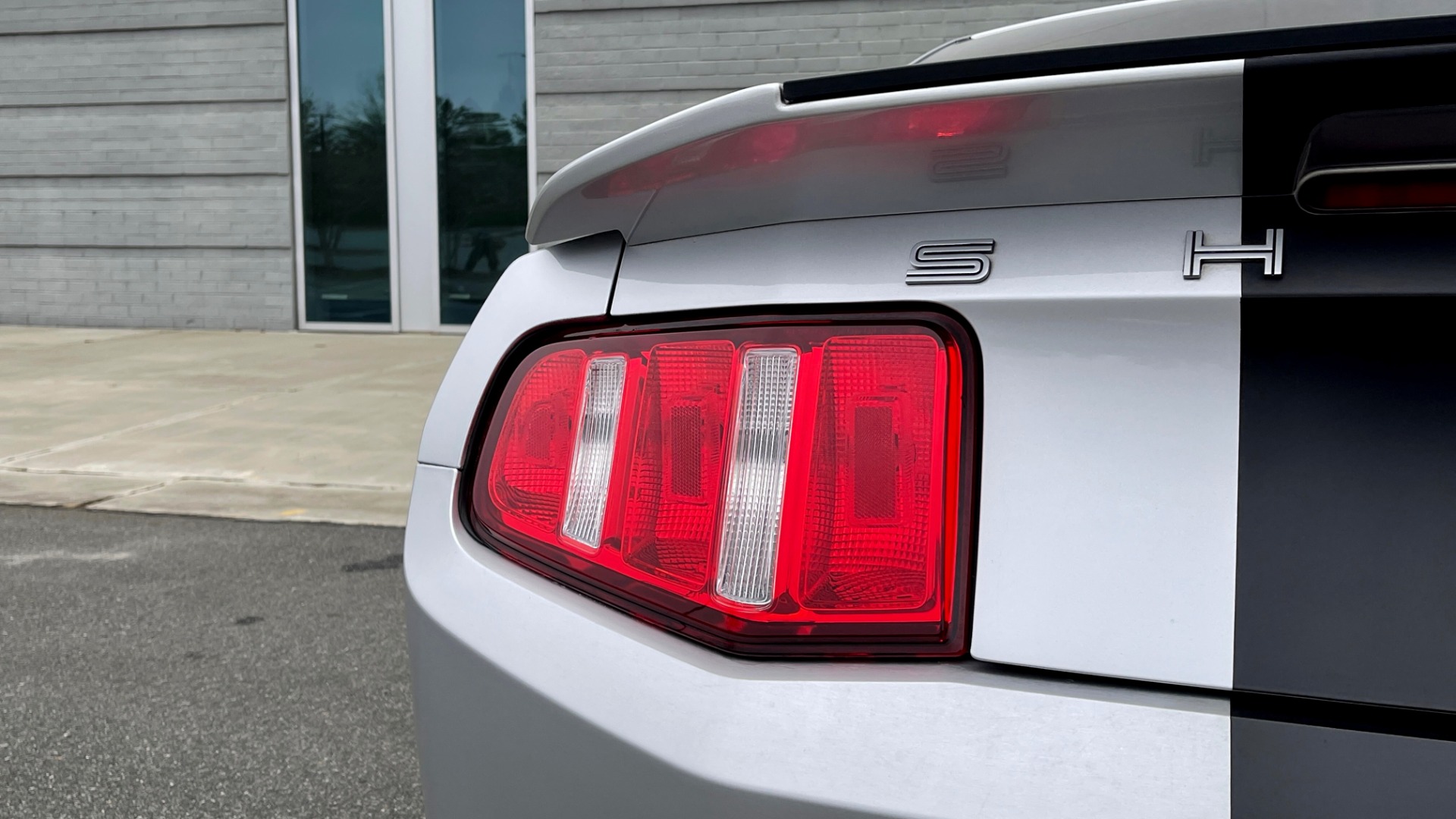 Used 2011 Ford MUSTANG GT500 COUPE / SVT PERF PKG / SHAKER 500 AUDIO / BREMBO BRAKES for sale $42,599 at Formula Imports in Charlotte NC 28227 35