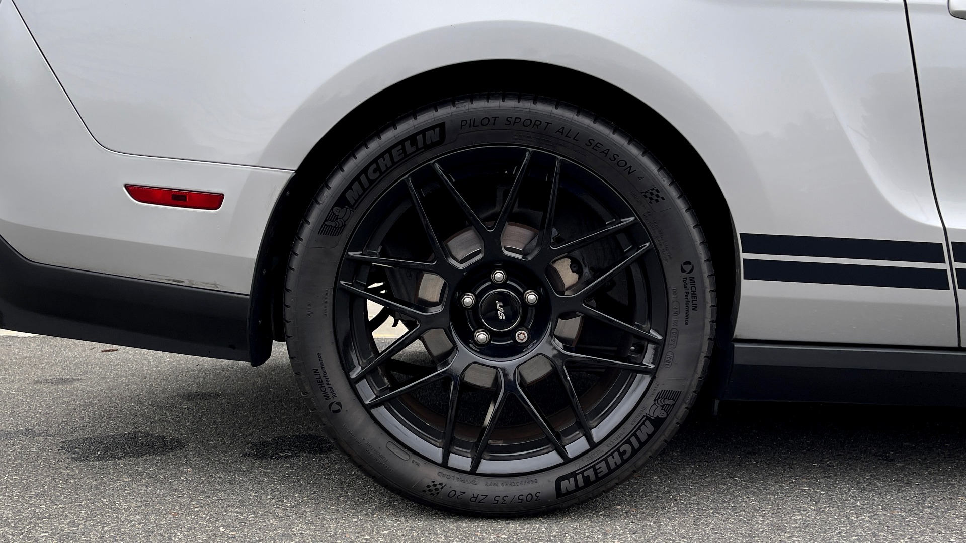 Used 2011 Ford MUSTANG GT500 COUPE / SVT PERF PKG / SHAKER 500 AUDIO / BREMBO BRAKES for sale $42,599 at Formula Imports in Charlotte NC 28227 83