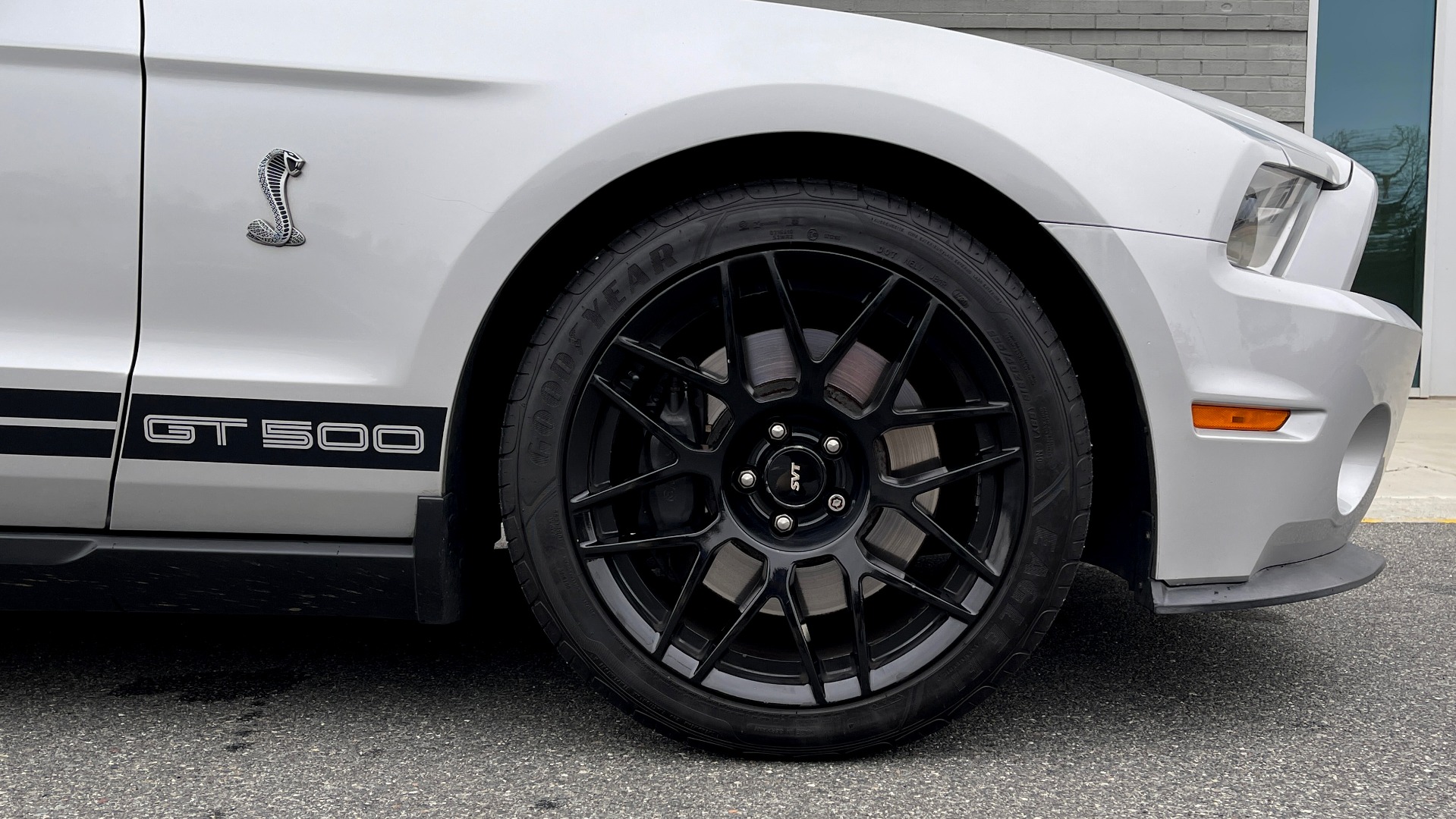 Used 2011 Ford MUSTANG GT500 COUPE / SVT PERF PKG / SHAKER 500 AUDIO / BREMBO BRAKES for sale $42,599 at Formula Imports in Charlotte NC 28227 84