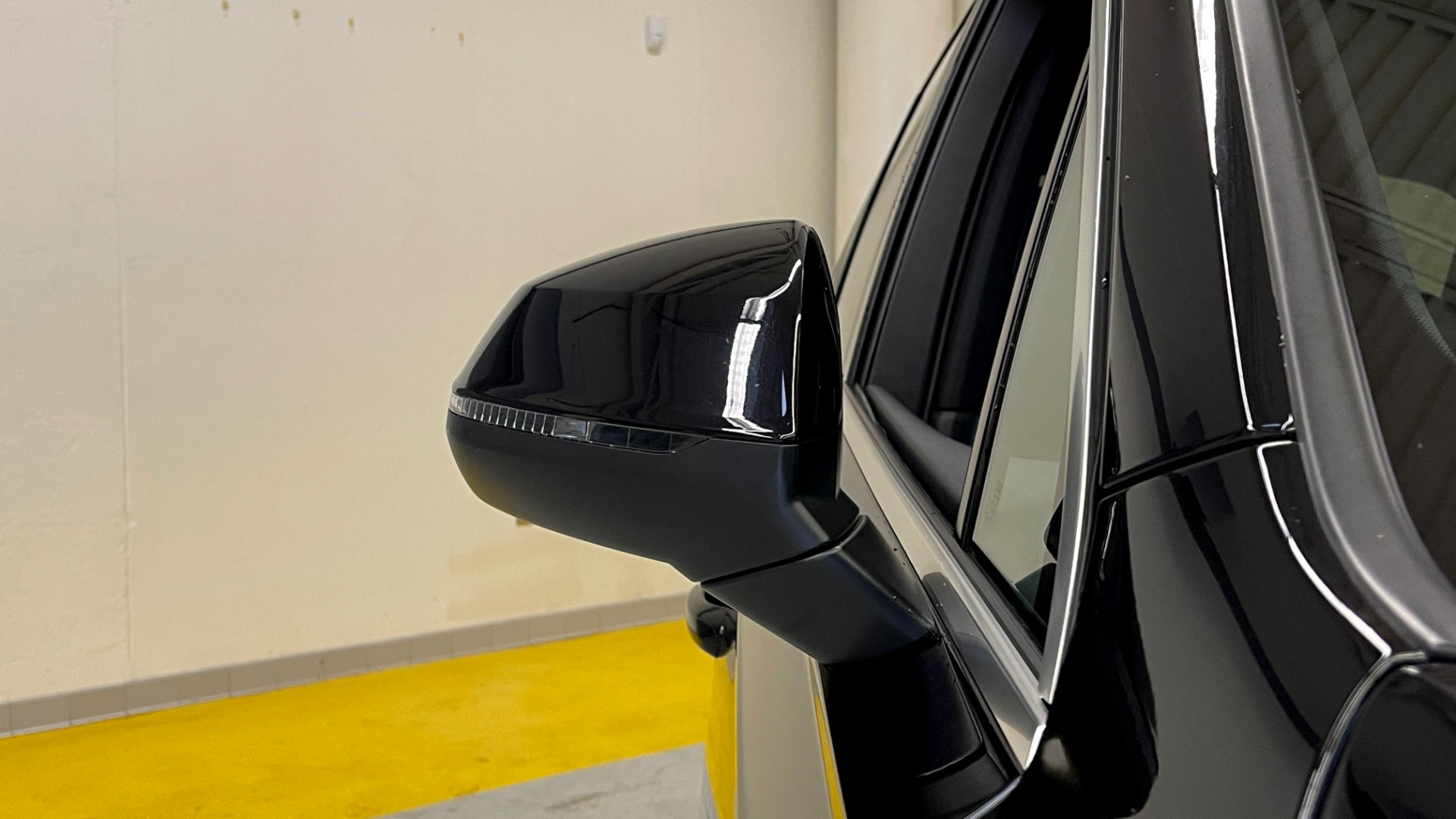 Used 2019 Audi Q7 PREMIUM PLUS / NAV / SUNROOF / DRVR ASST / COLD WTHR / 20IN WHLS / REARVIEW for sale Sold at Formula Imports in Charlotte NC 28227 12