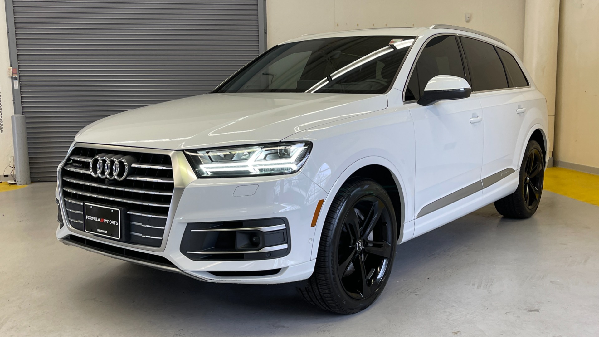 Used 2019 Audi Q7 PRESTIGE / NAV / SUNROOF / LANE ASST / TOWING / 21-IN WHLS / REA for sale $50,995 at Formula Imports in Charlotte NC 28227 2