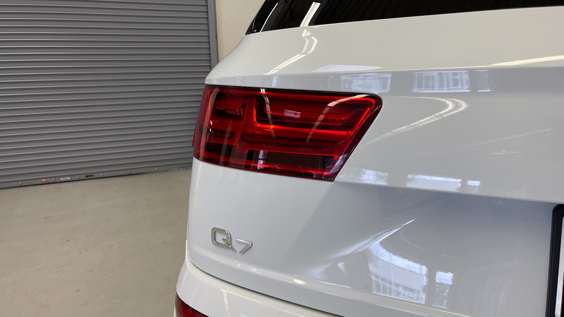 Used 2019 Audi Q7 PRESTIGE / NAV / SUNROOF / LANE ASST / TOWING / 21-IN WHLS / REA for sale $50,995 at Formula Imports in Charlotte NC 28227 21