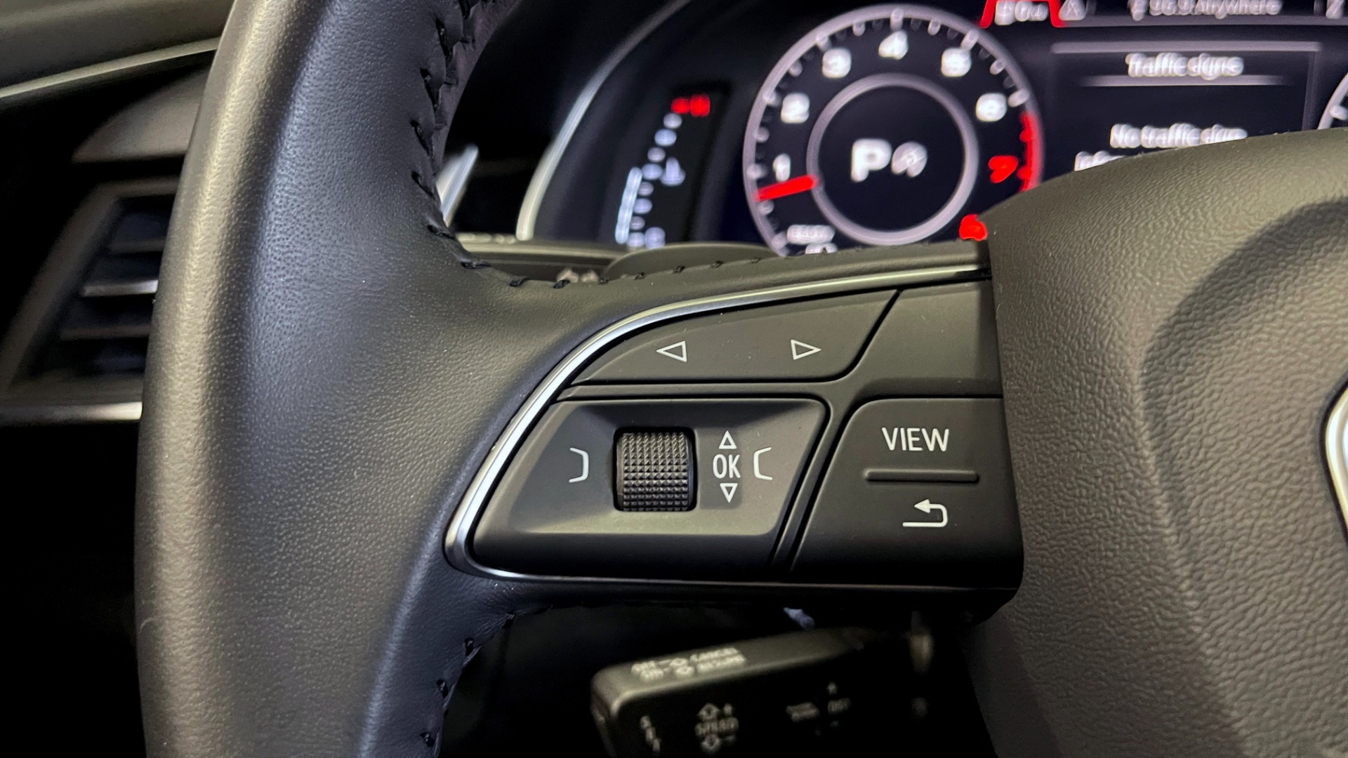 Used 2019 Audi Q7 PRESTIGE / NAV / SUNROOF / LANE ASST / TOWING / 21-IN WHLS / REA for sale $50,995 at Formula Imports in Charlotte NC 28227 29