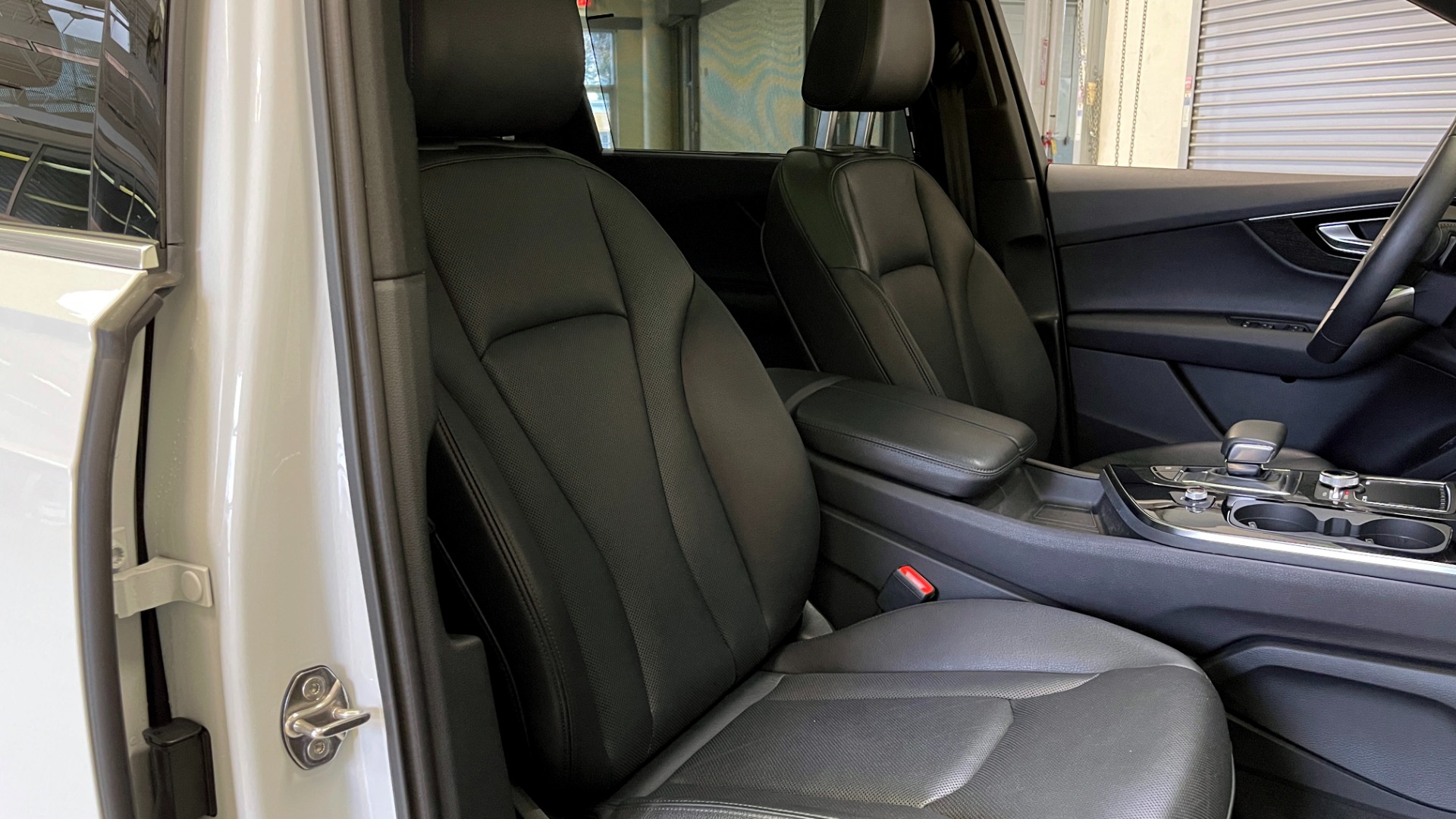 Used 2019 Audi Q7 PRESTIGE / NAV / SUNROOF / LANE ASST / TOWING / 21-IN WHLS / REA for sale $50,995 at Formula Imports in Charlotte NC 28227 62