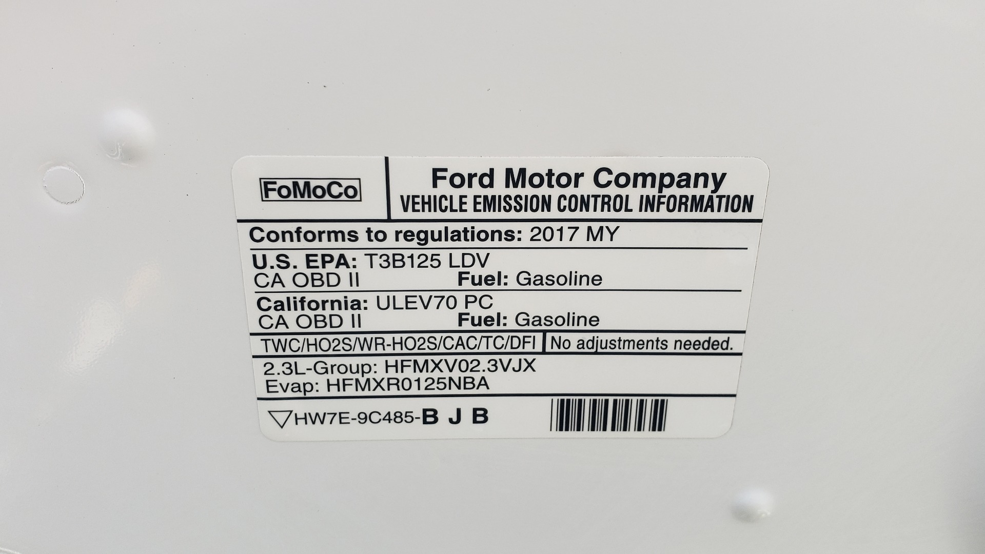 Used 2017 Ford MUSTANG PREMIUM COUPE 2.3L ECOBOOST / AUTO / 18-IN WHEELS / REARVIEW for sale Sold at Formula Imports in Charlotte NC 28227 14