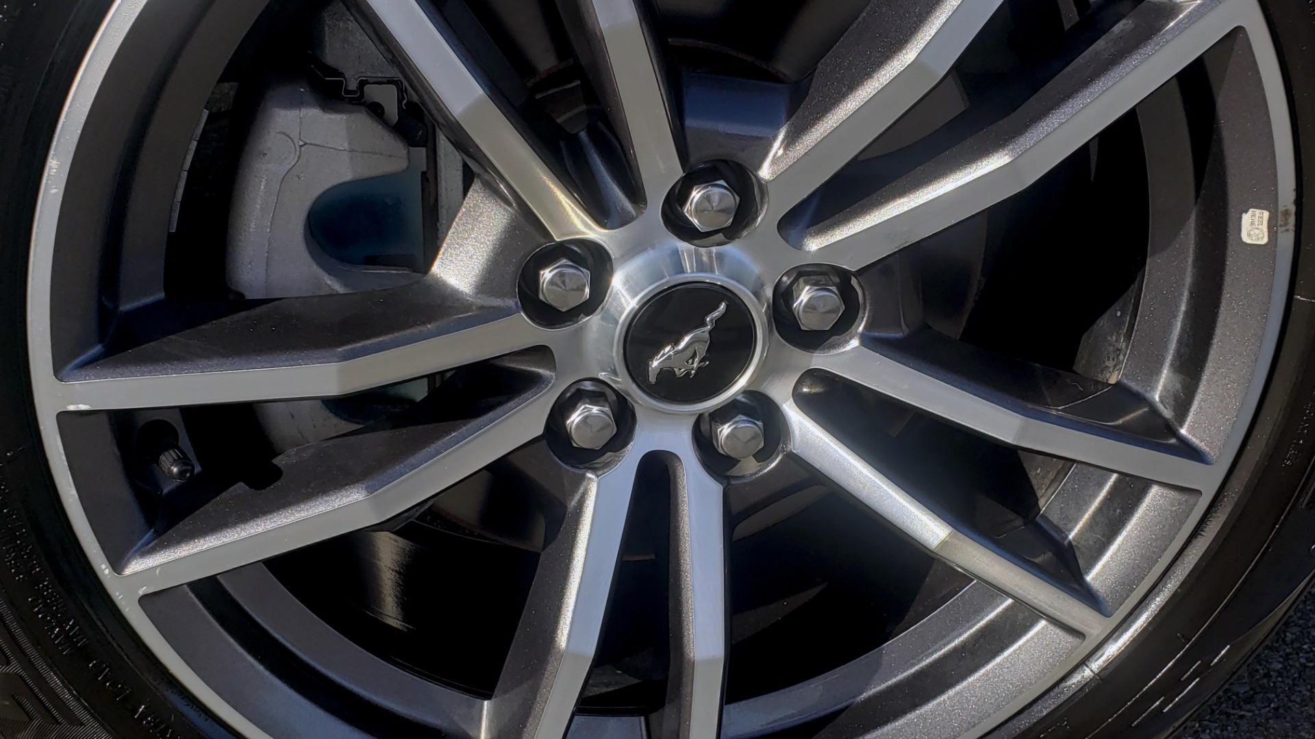 Used 2017 Ford MUSTANG PREMIUM COUPE 2.3L ECOBOOST / AUTO / 18-IN WHEELS / REARVIEW for sale Sold at Formula Imports in Charlotte NC 28227 71