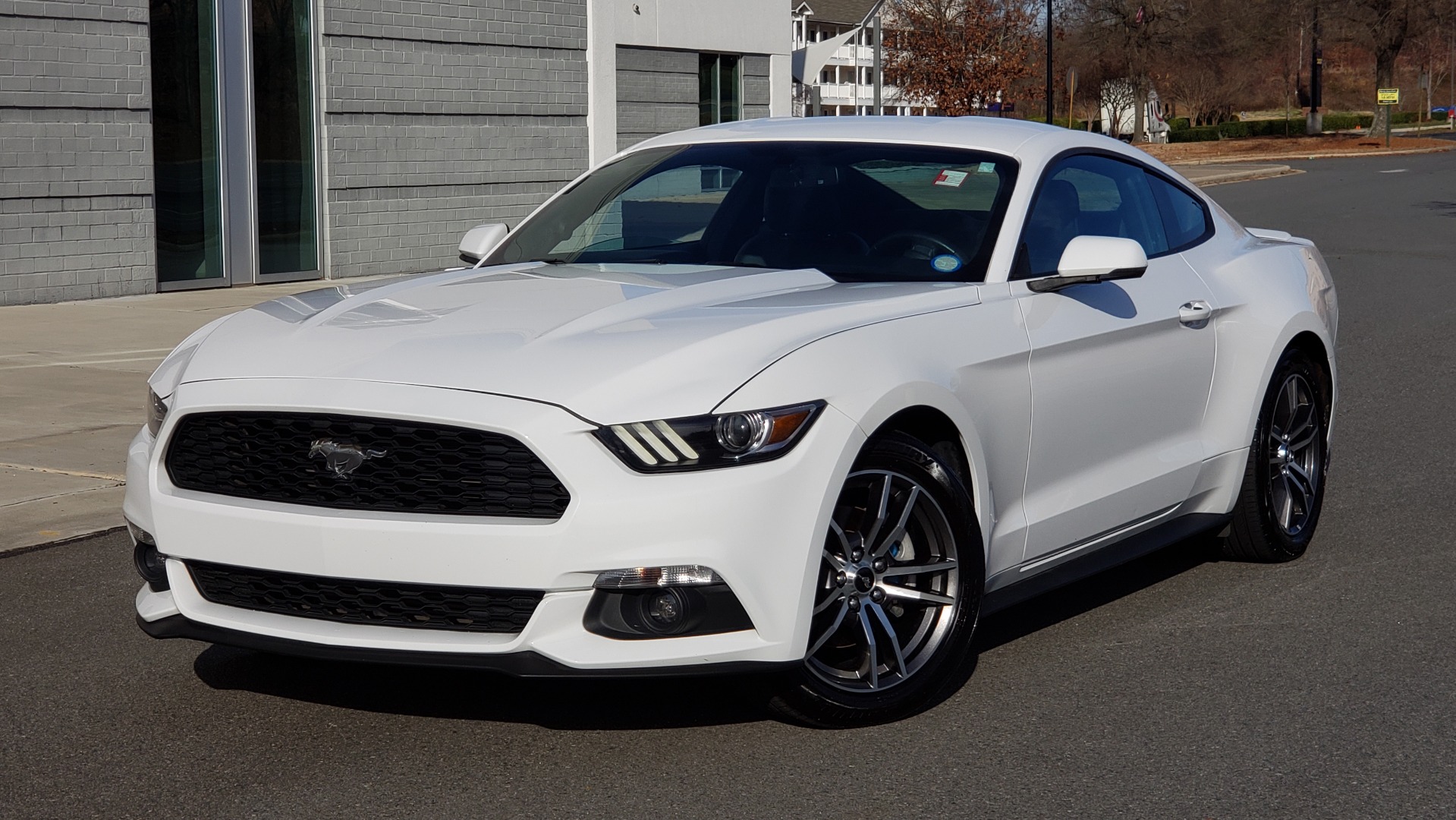 Used 2017 Ford MUSTANG PREMIUM COUPE 2.3L ECOBOOST / AUTO / 18-IN WHEELS / REARVIEW for sale Sold at Formula Imports in Charlotte NC 28227 1