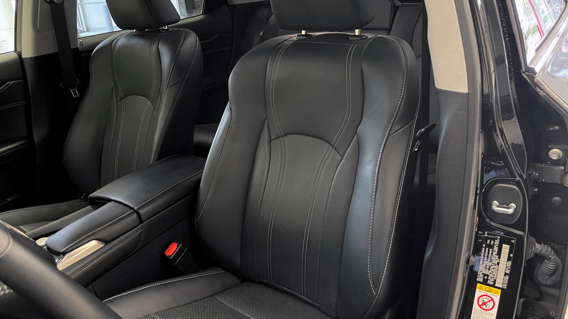 Used 2019 Lexus RX RX 350 for sale Sold at Formula Imports in Charlotte NC 28227 25