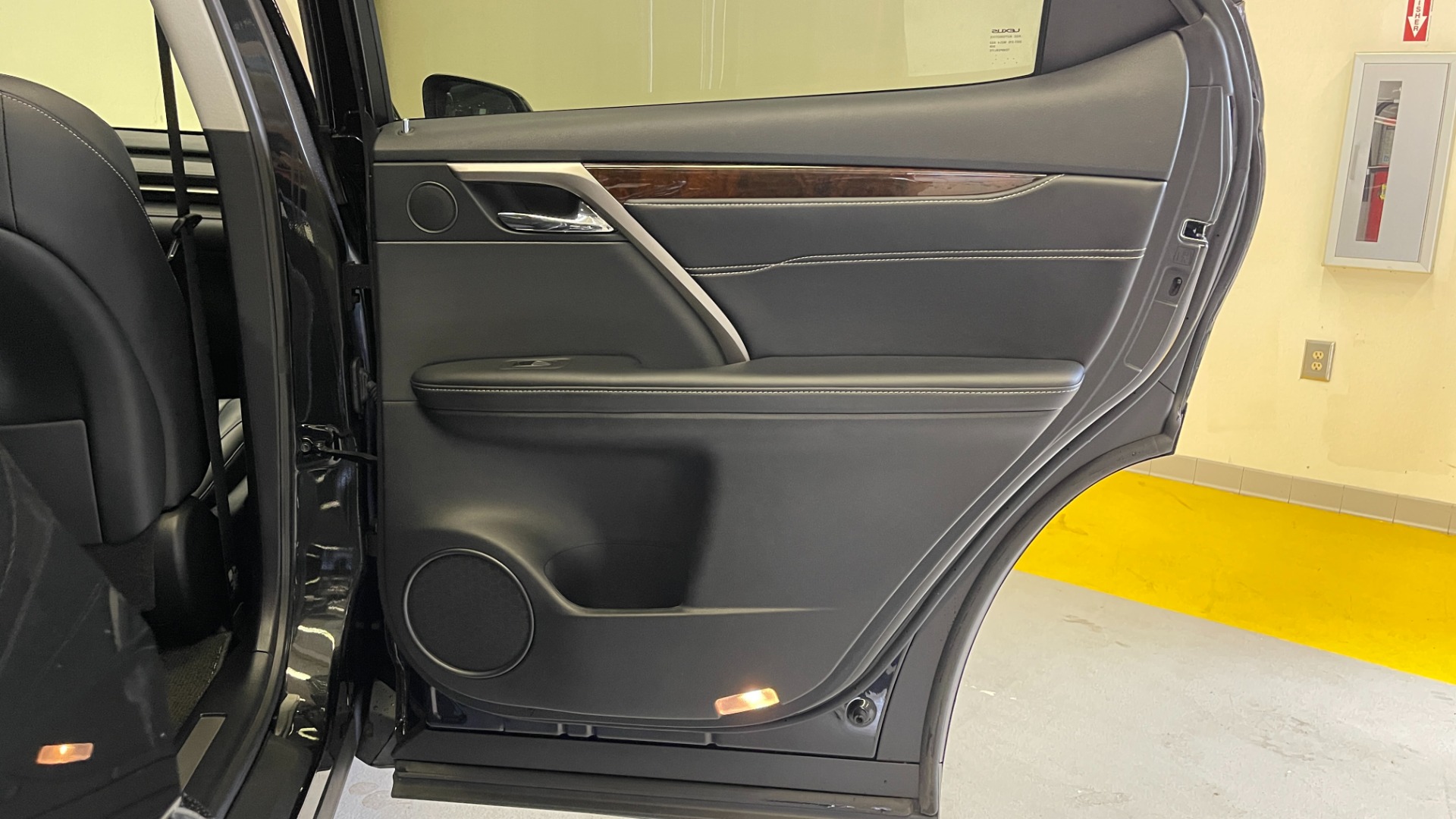 Used 2019 Lexus RX RX 350 for sale Sold at Formula Imports in Charlotte NC 28227 49