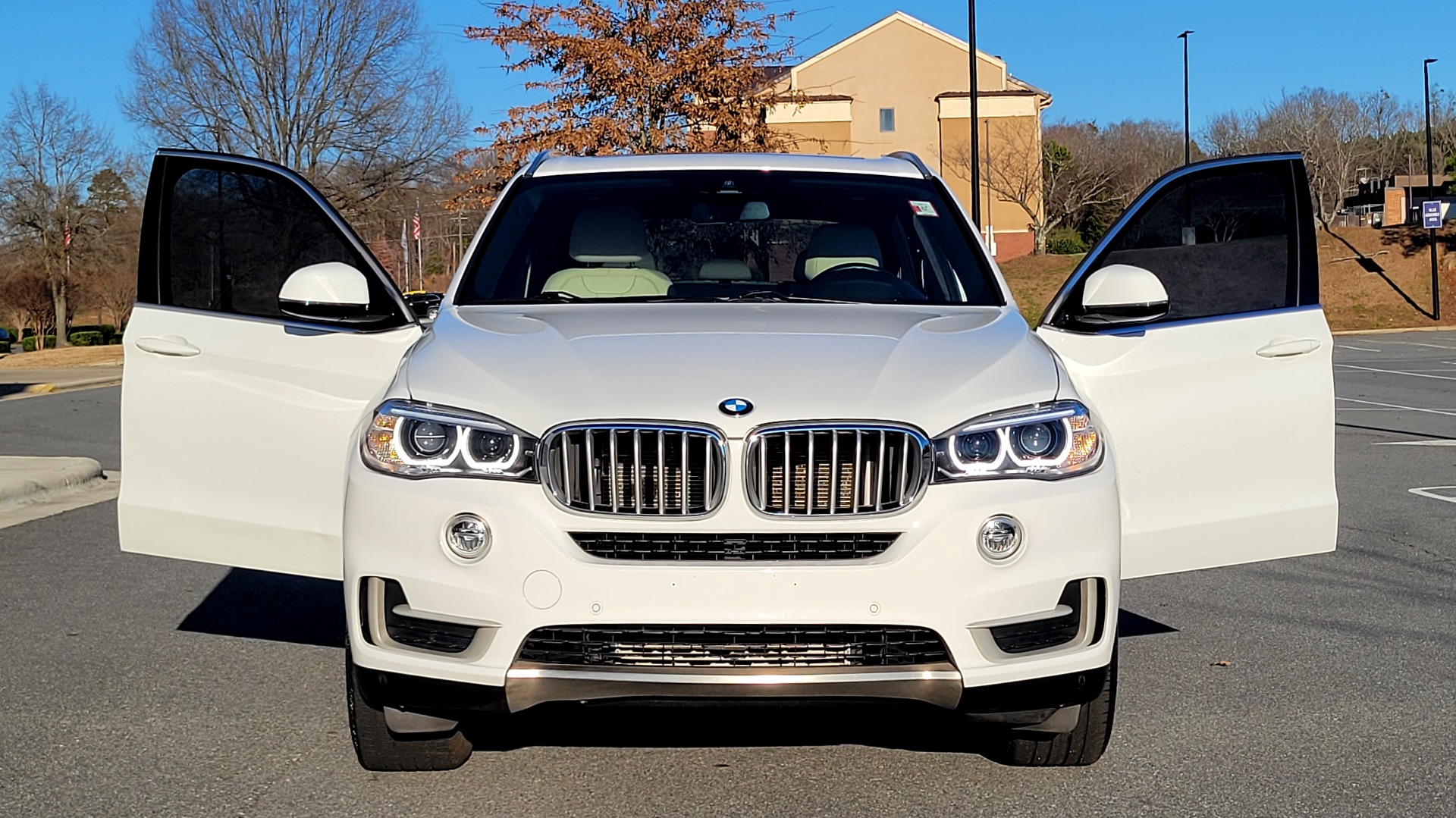 Used 2018 BMW X5 XDRIVE35I PREMIUM / DRVR ASST / HUD / WIRELESS CHARGING / HEATED SEATS for sale Sold at Formula Imports in Charlotte NC 28227 22