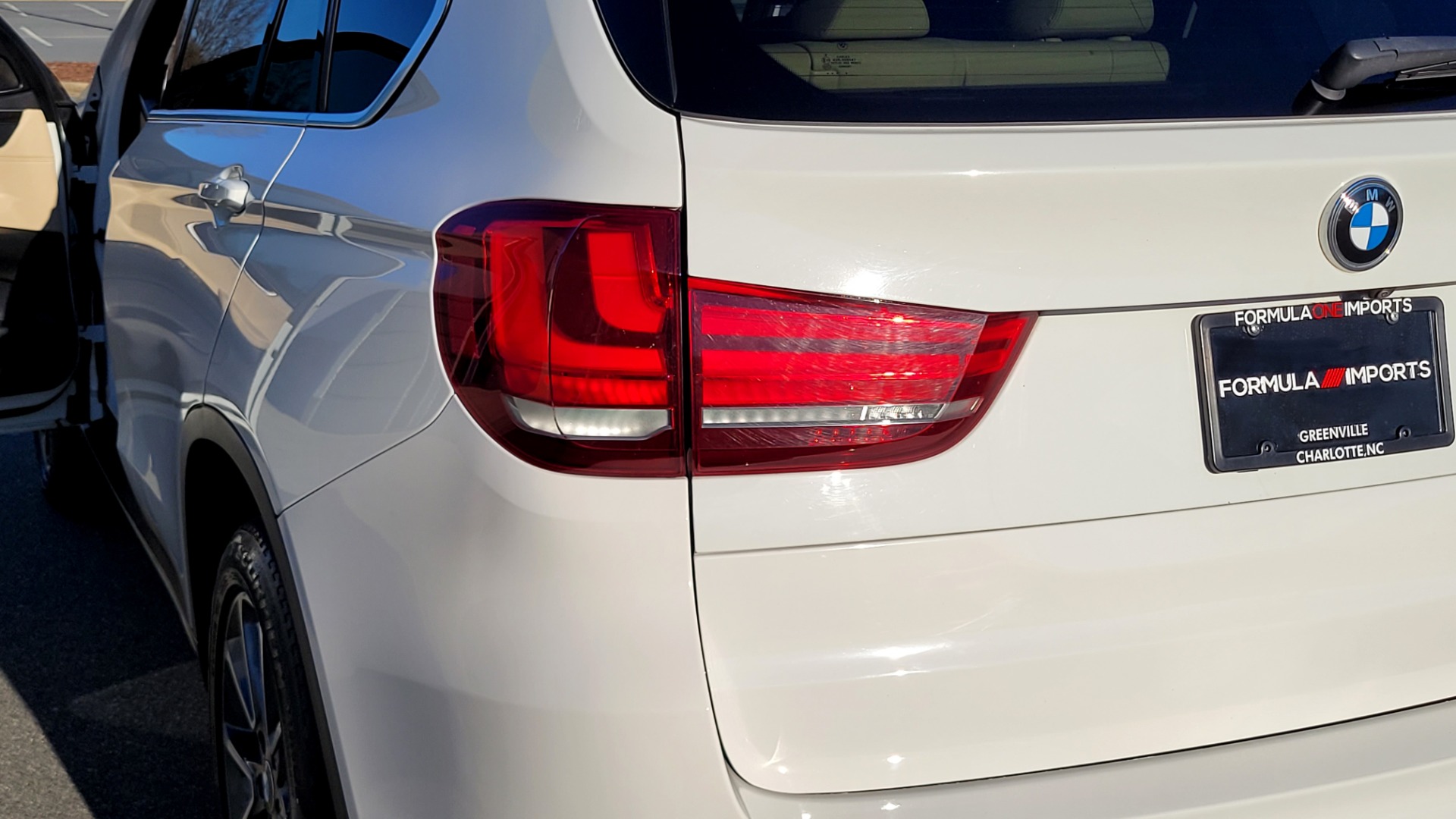 Used 2018 BMW X5 XDRIVE35I PREMIUM / DRVR ASST / HUD / WIRELESS CHARGING / HEATED SEATS for sale Sold at Formula Imports in Charlotte NC 28227 30