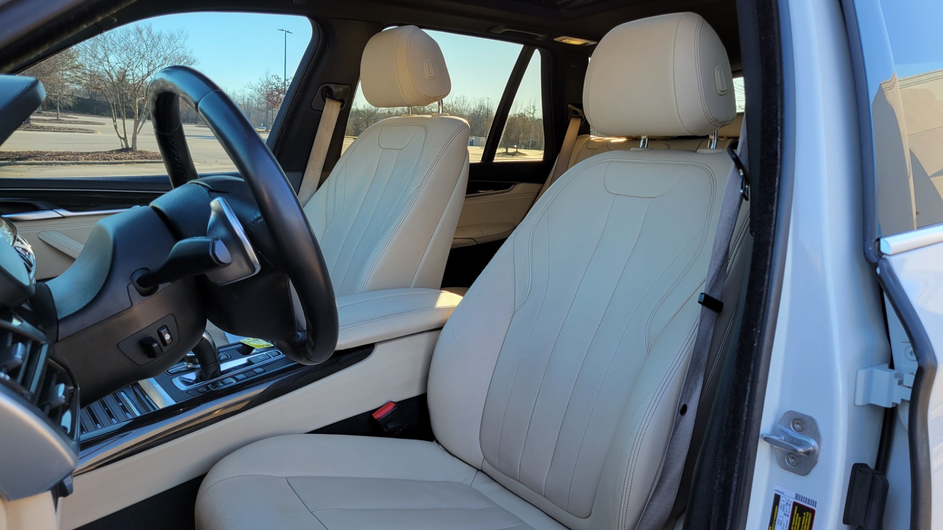 Used 2018 BMW X5 XDRIVE35I PREMIUM / DRVR ASST / HUD / WIRELESS CHARGING / HEATED SEATS for sale Sold at Formula Imports in Charlotte NC 28227 38