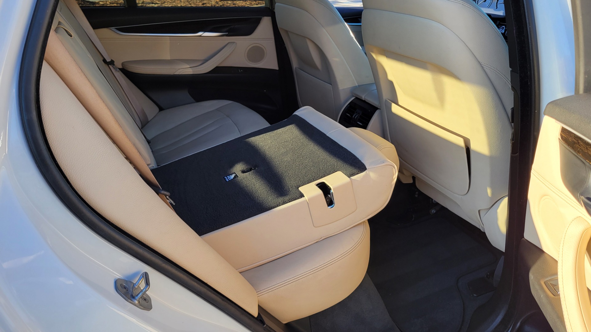 Used 2018 BMW X5 XDRIVE35I PREMIUM / DRVR ASST / HUD / WIRELESS CHARGING / HEATED SEATS for sale Sold at Formula Imports in Charlotte NC 28227 72