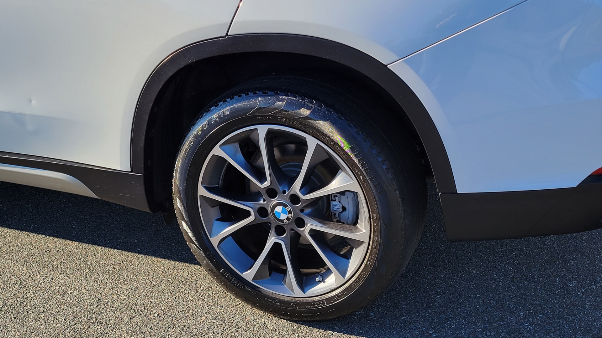Used 2018 BMW X5 XDRIVE35I PREMIUM / DRVR ASST / HUD / WIRELESS CHARGING / HEATED SEATS for sale Sold at Formula Imports in Charlotte NC 28227 77