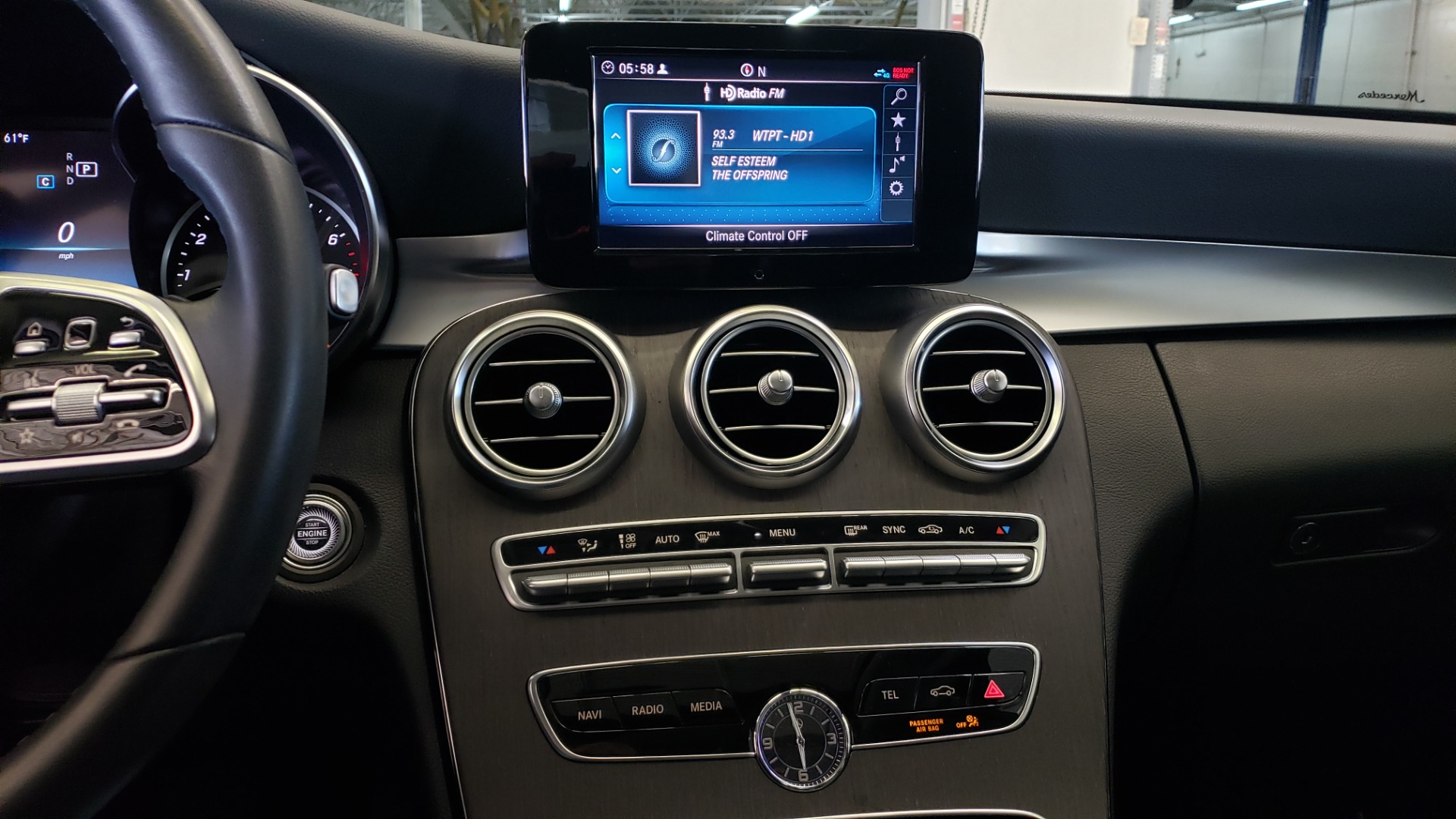 Used 2019 Mercedes-Benz C-CLASS C 300 4MATIC PREMIUM 2.0L SEDAN / BURMESTER SND / SUNROOF / BLIND SPOT ASST for sale Sold at Formula Imports in Charlotte NC 28227 44