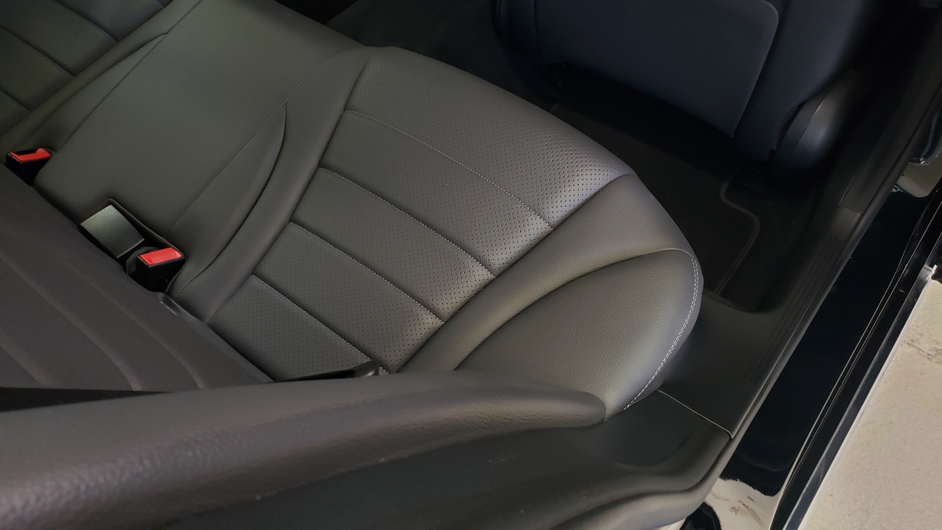 Used 2019 Mercedes-Benz C-CLASS C 300 4MATIC PREMIUM 2.0L SEDAN / BURMESTER SND / SUNROOF / BLIND SPOT ASST for sale Sold at Formula Imports in Charlotte NC 28227 68