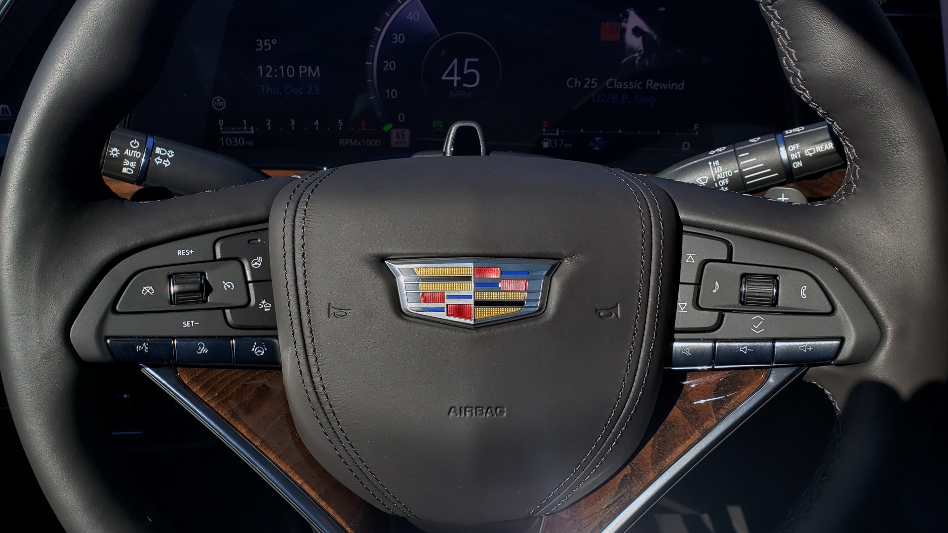 Used 2021 Cadillac ESCALADE SPORT PLATINUM SUPER CRUISE / 6.2L / 10-SPD / 3-ROW / BLACK 22IN WHLS for sale Sold at Formula Imports in Charlotte NC 28227 106