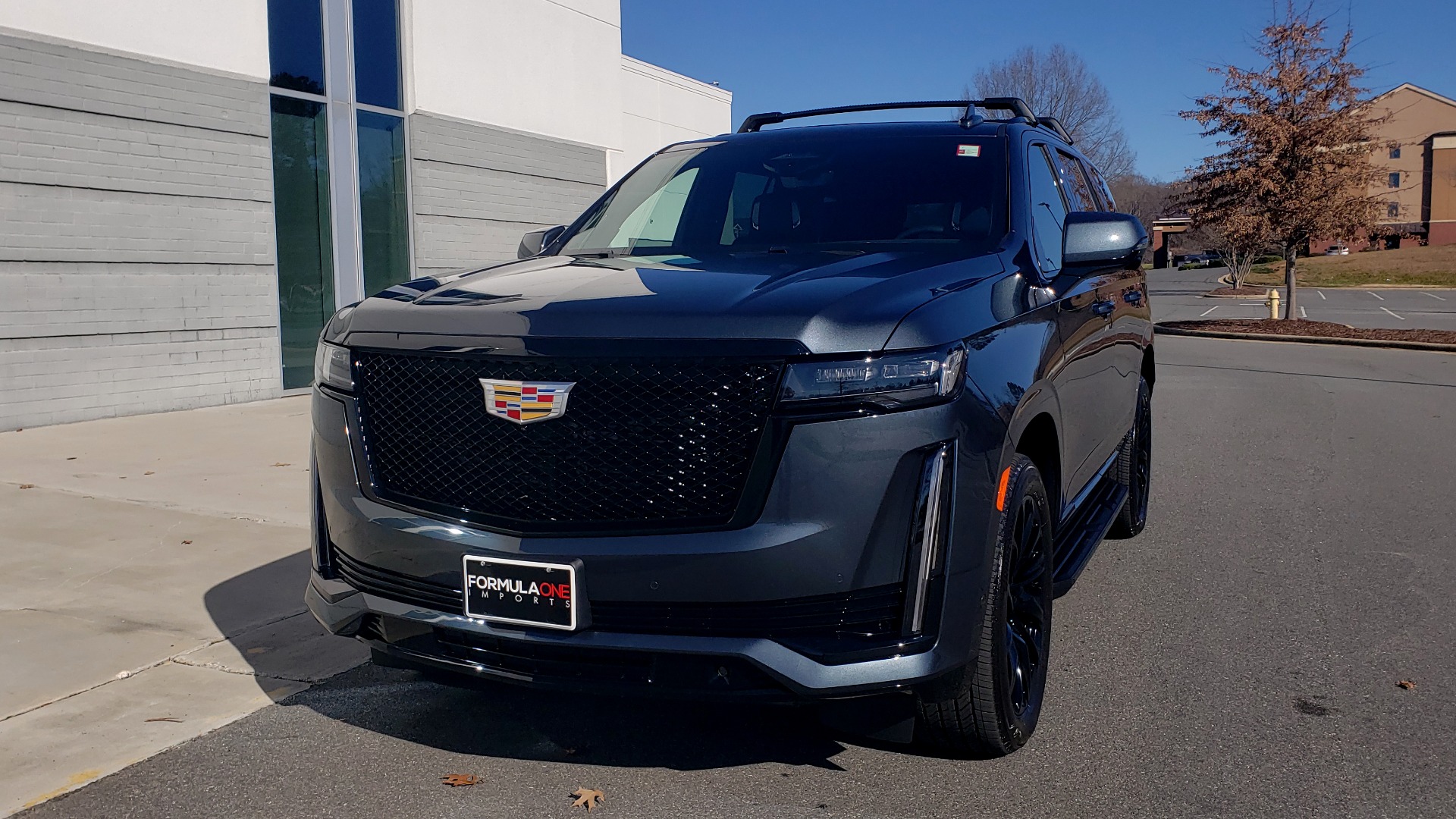 Used 2021 Cadillac ESCALADE SPORT PLATINUM SUPER CRUISE / 6.2L / 10-SPD / 3-ROW / BLACK 22IN WHLS for sale Sold at Formula Imports in Charlotte NC 28227 3