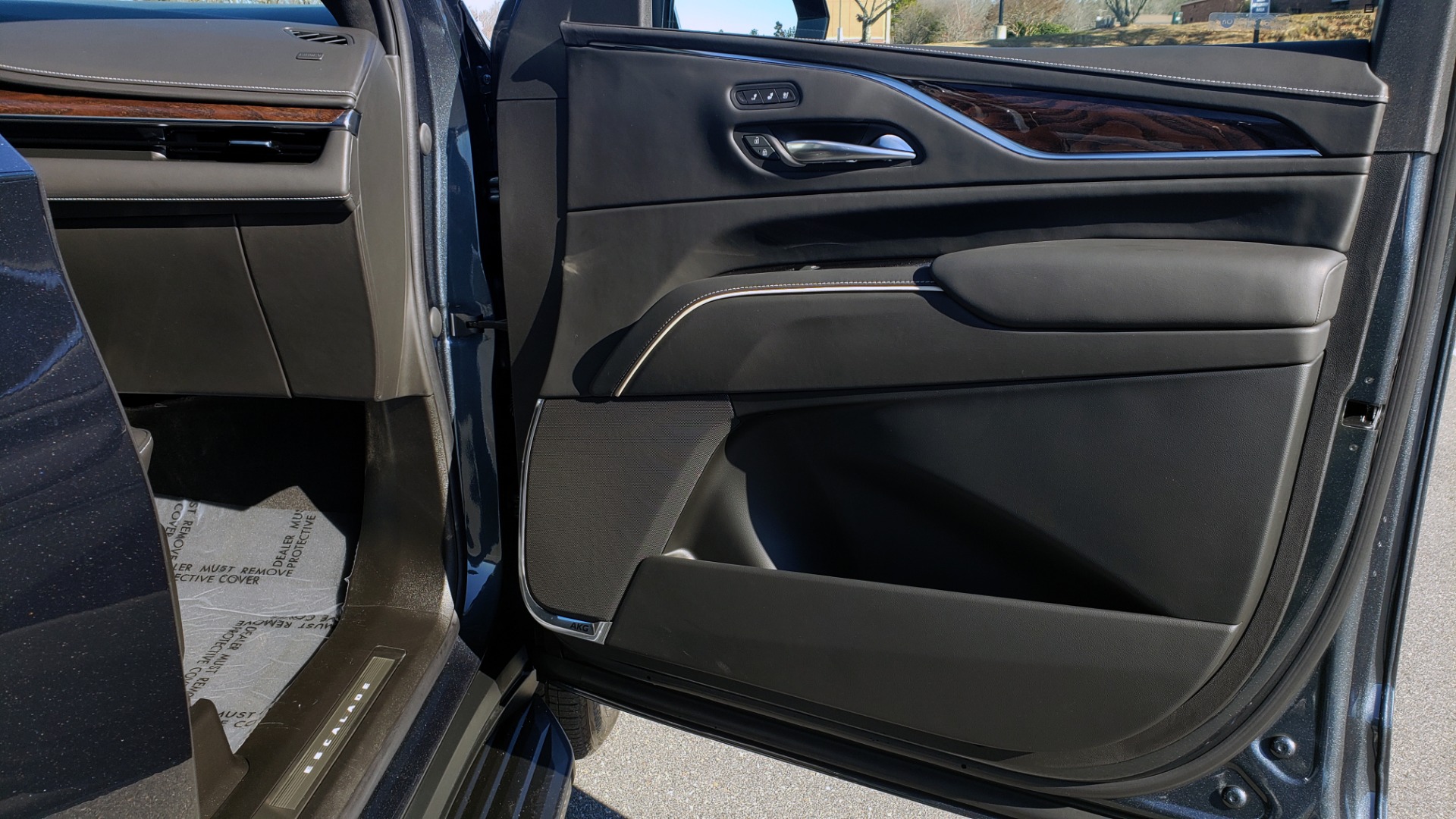 Used 2021 Cadillac ESCALADE SPORT PLATINUM SUPER CRUISE / 6.2L / 10-SPD / 3-ROW / BLACK 22IN WHLS for sale Sold at Formula Imports in Charlotte NC 28227 77