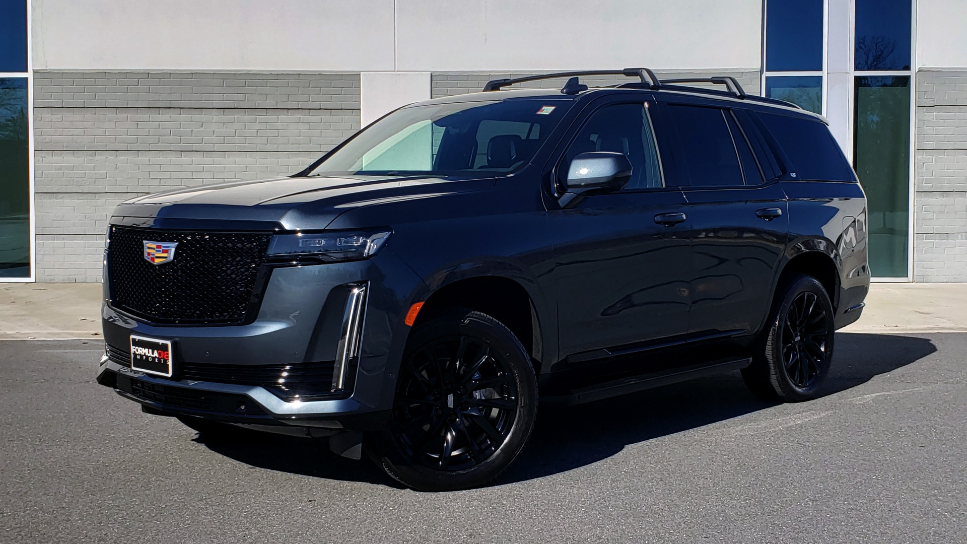 Used 2021 Cadillac ESCALADE SPORT PLATINUM SUPER CRUISE / 6.2L / 10-SPD / 3-ROW / BLACK 22IN WHLS for sale Sold at Formula Imports in Charlotte NC 28227 1