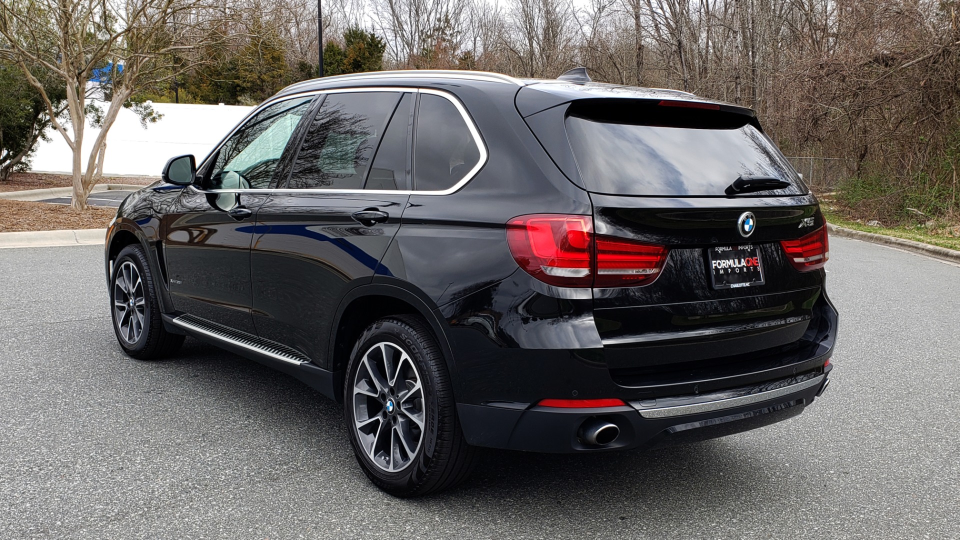 Used 2017 BMW X5 XDRIVE35I / PREM LUX PKG / DRVR ASST / CLD WTHR / APPLE CAR PLAY for sale Sold at Formula Imports in Charlotte NC 28227 3