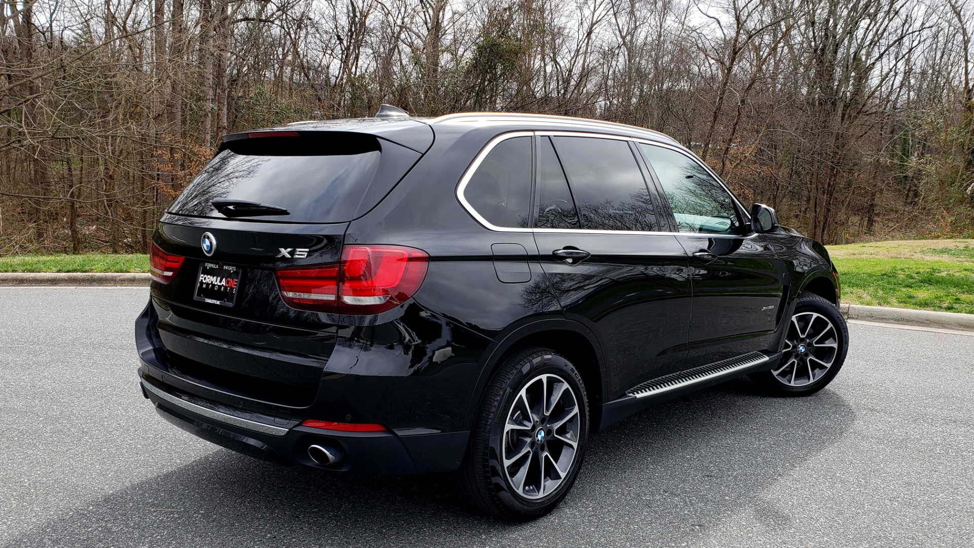Used 2017 BMW X5 XDRIVE35I / PREM LUX PKG / DRVR ASST / CLD WTHR / APPLE CAR PLAY for sale Sold at Formula Imports in Charlotte NC 28227 6
