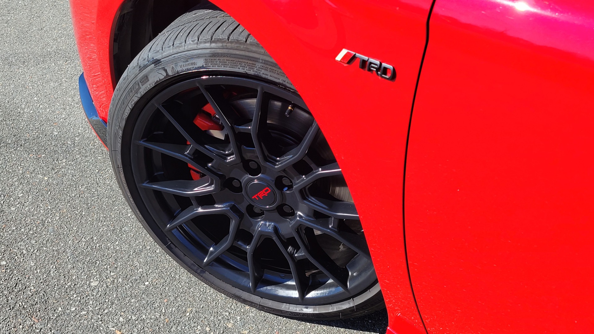 Used 2020 Toyota CAMRY TRD 3.5L V6 SEDAN / 8-SPEED AUTO / CLOTH SEATS / REARVIEW for sale $35,995 at Formula Imports in Charlotte NC 28227 18