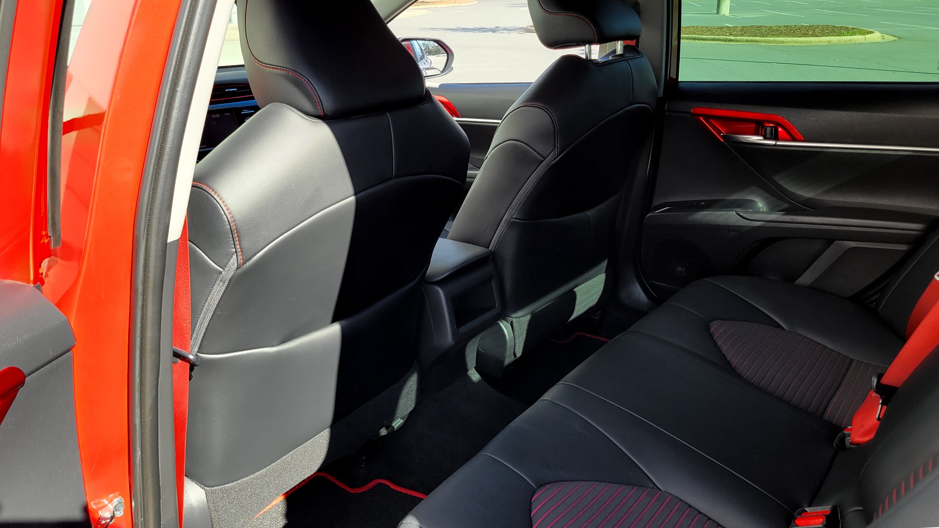 Used 2020 Toyota CAMRY TRD 3.5L V6 SEDAN / 8-SPEED AUTO / CLOTH SEATS / REARVIEW for sale $35,995 at Formula Imports in Charlotte NC 28227 64