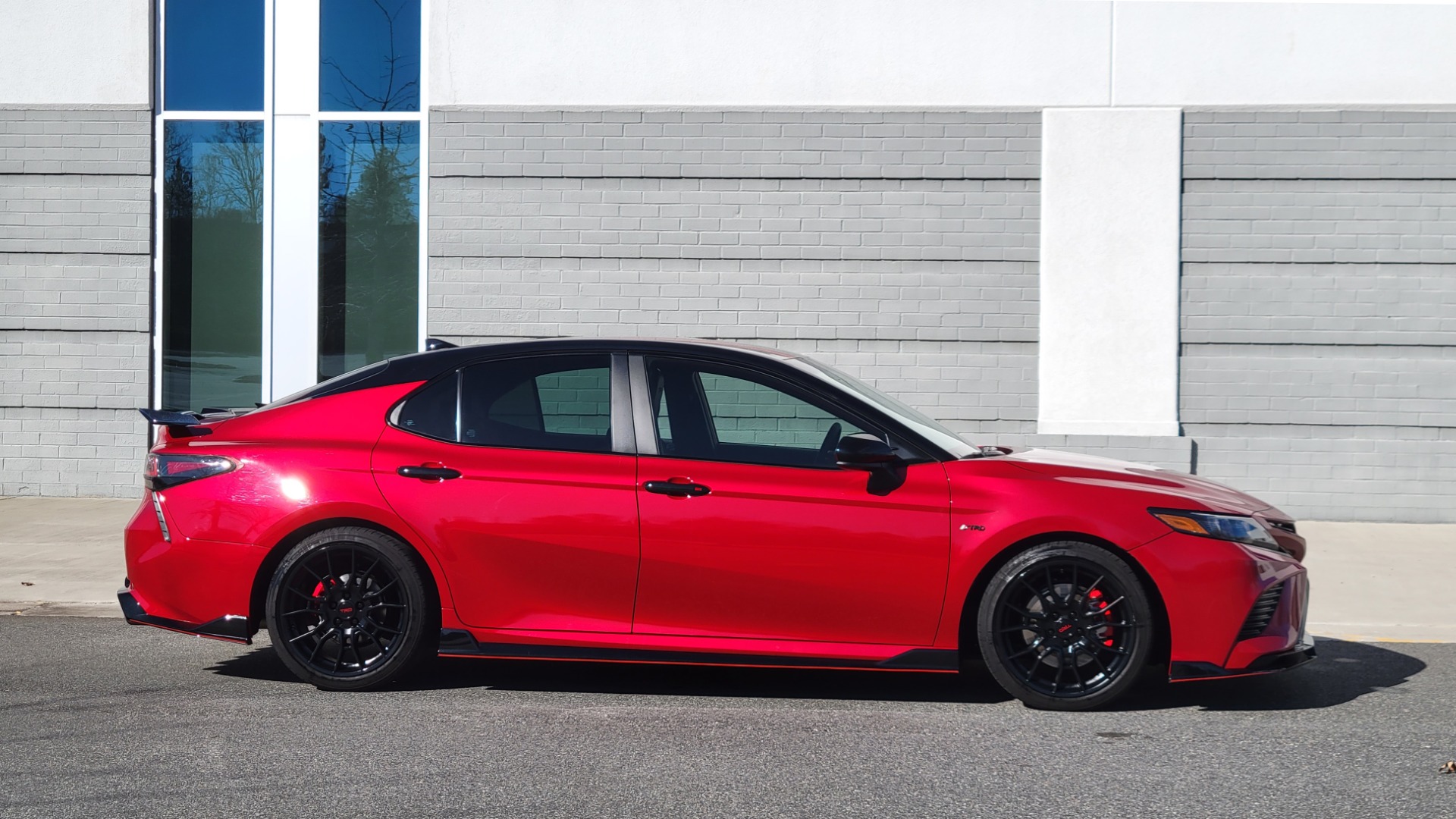 Used 2020 Toyota CAMRY TRD 3.5L V6 SEDAN / 8-SPEED AUTO / CLOTH SEATS / REARVIEW for sale $35,995 at Formula Imports in Charlotte NC 28227 9