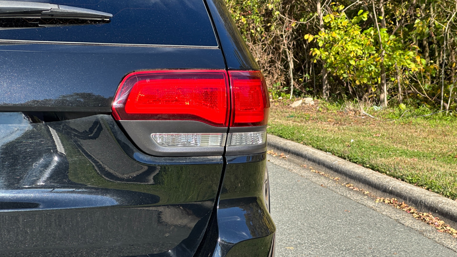 Used 2019 Jeep Grand Cherokee HIGH ALTITUDE / BLACKOUT / 19 SPEAKER AUDIO / LEATHER for sale Sold at Formula Imports in Charlotte NC 28227 43