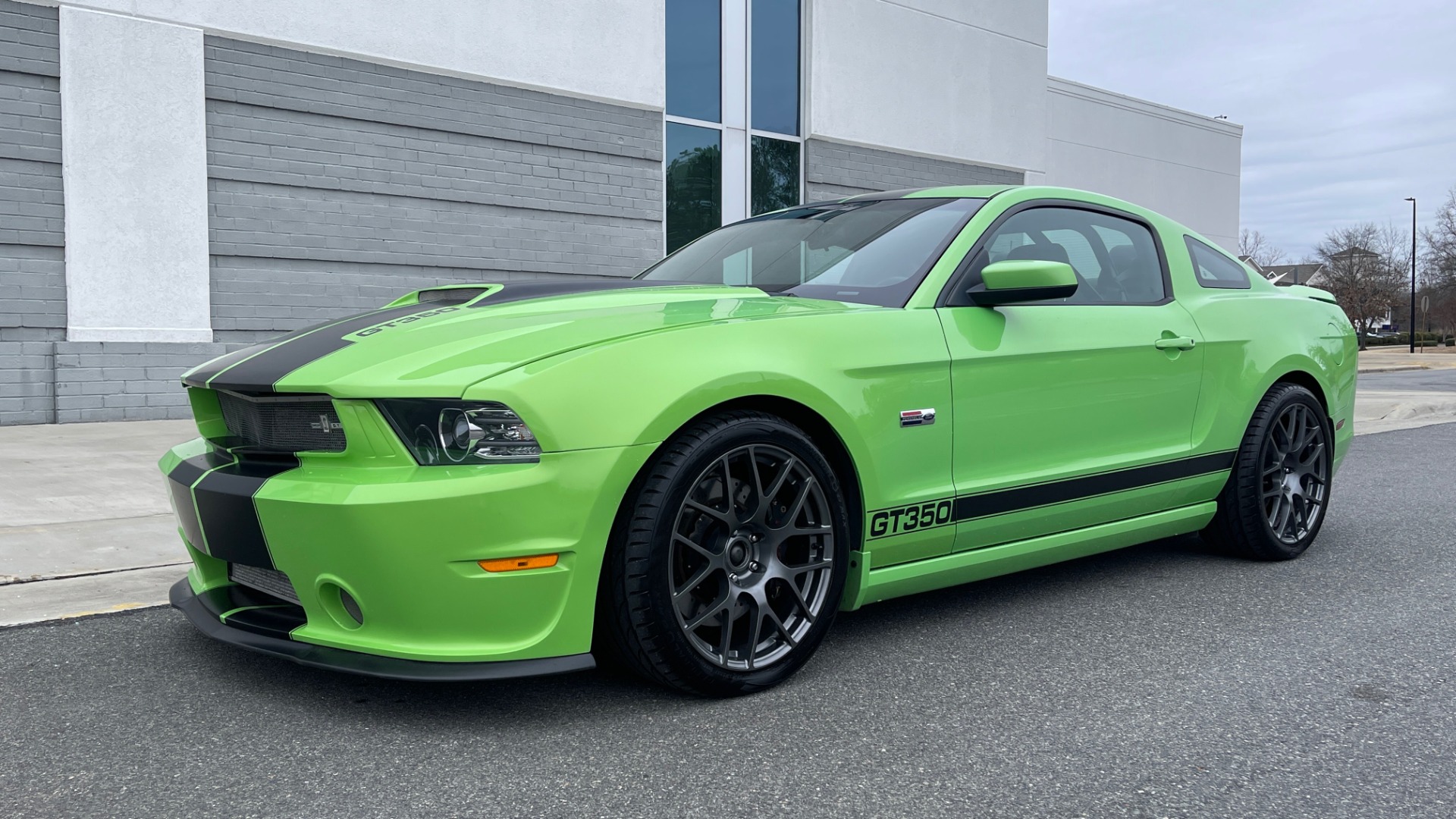 Used 2013 Ford MUSTANG GT COUPE / 5.0L / 6-SPD AUTO / SHELBY GT350 624HP / TRACK PREP for sale Sold at Formula Imports in Charlotte NC 28227 3