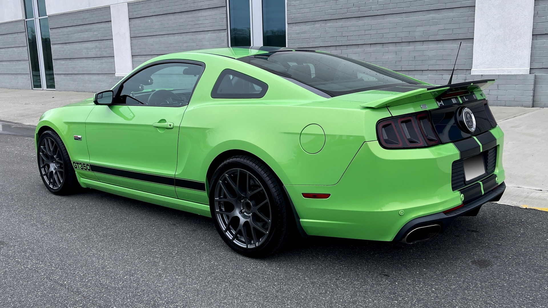 Used 2013 Ford MUSTANG GT COUPE / 5.0L / 6-SPD AUTO / SHELBY GT350 624HP / TRACK PREP for sale Sold at Formula Imports in Charlotte NC 28227 4