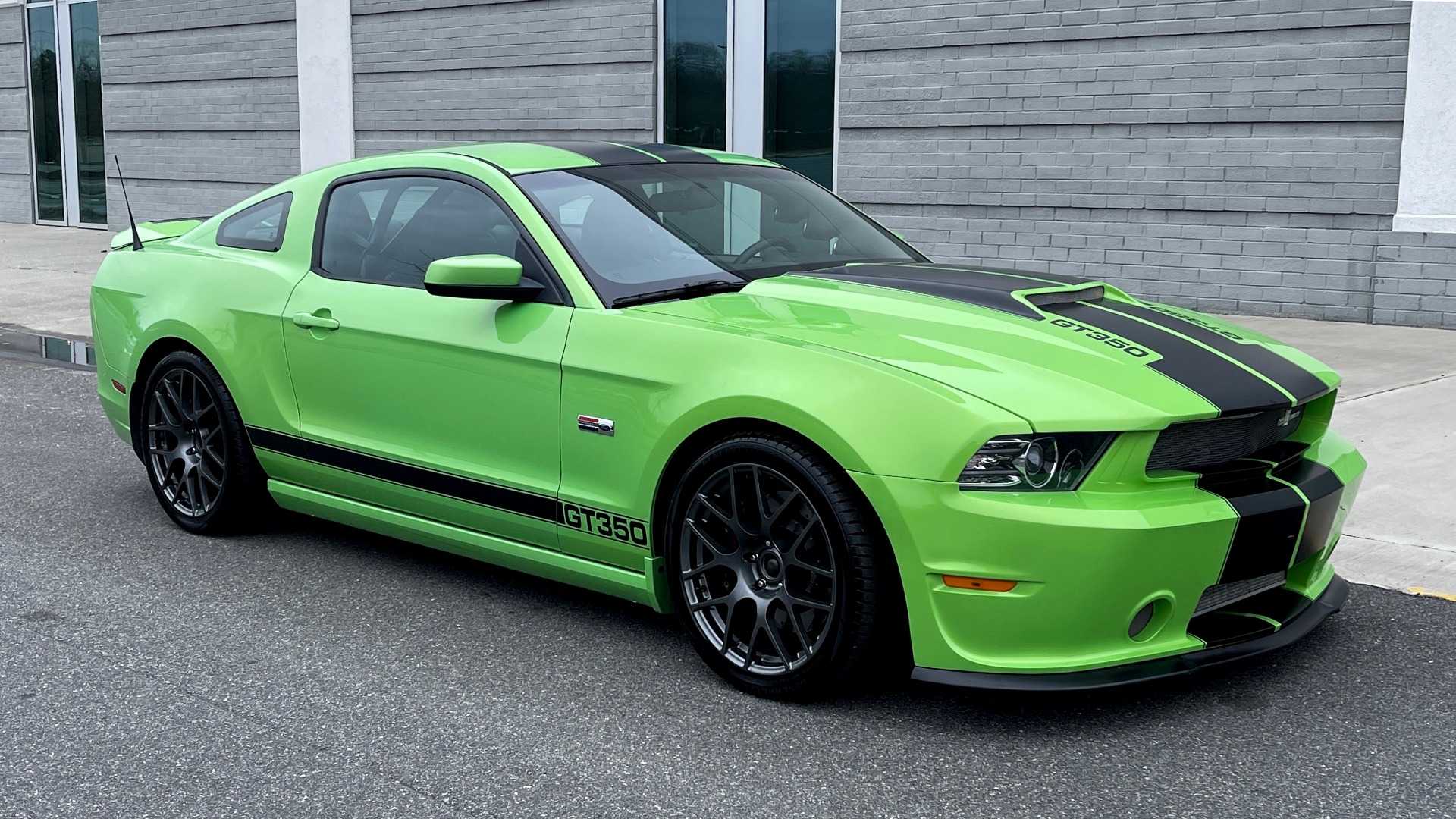 Used 2013 Ford MUSTANG GT COUPE / 5.0L / 6-SPD AUTO / SHELBY GT350 624HP / TRACK PREP for sale Sold at Formula Imports in Charlotte NC 28227 9