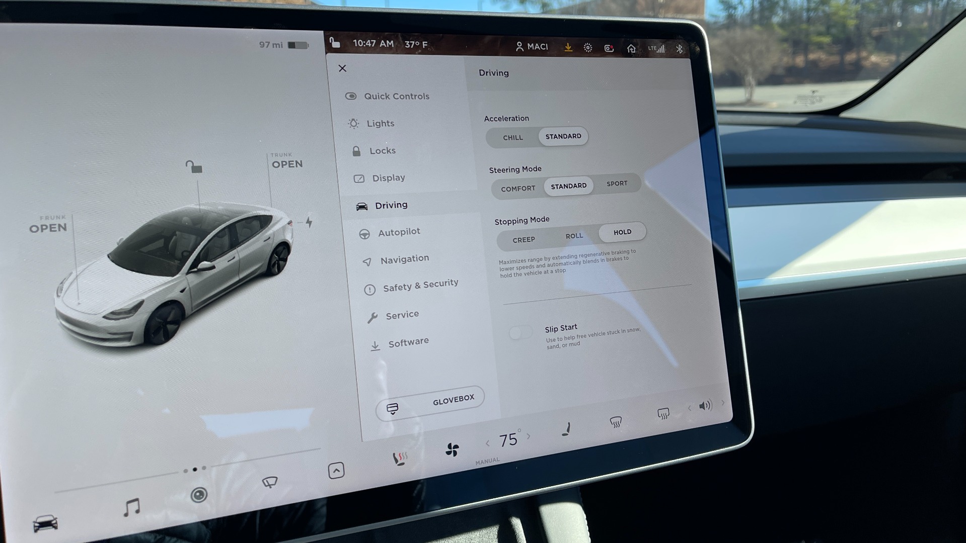 Used 2021 Tesla MODEL 3 STANDARD RANGE PLUS RWD / NAV / SUNROOF / WIRELESS CHARGING / 360 VIEW for sale $51,995 at Formula Imports in Charlotte NC 28227 34