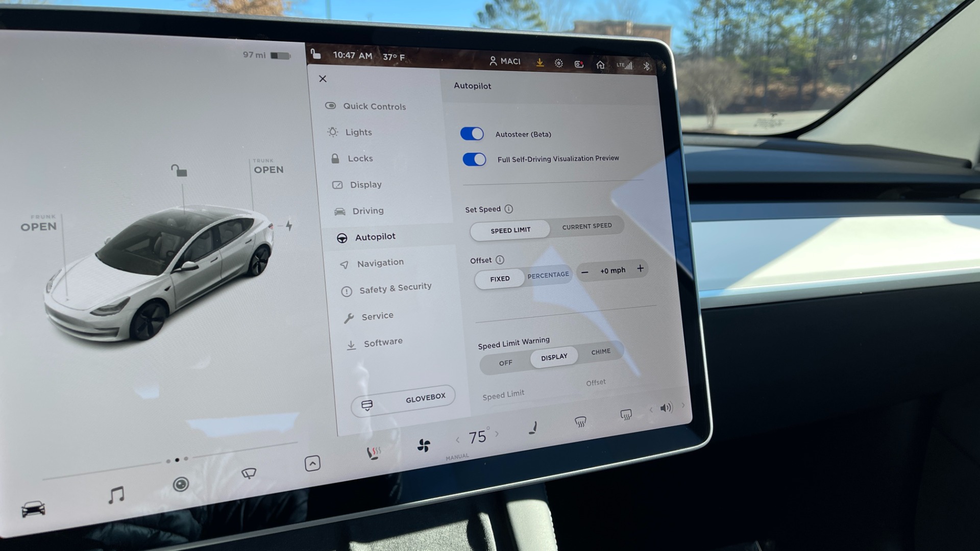 Used 2021 Tesla MODEL 3 STANDARD RANGE PLUS RWD / NAV / SUNROOF / WIRELESS CHARGING / 360 VIEW for sale $51,995 at Formula Imports in Charlotte NC 28227 35