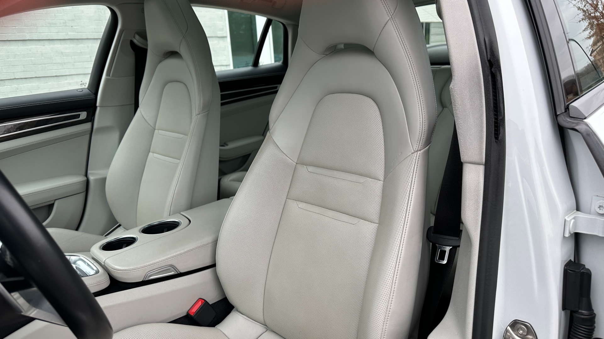 Used 2017 Porsche PANAMERA 4S / AWD / 2.9L TURBO / PREMIUM / SPORT CHRONO / BOSE / REARVIEW for sale $81,000 at Formula Imports in Charlotte NC 28227 15