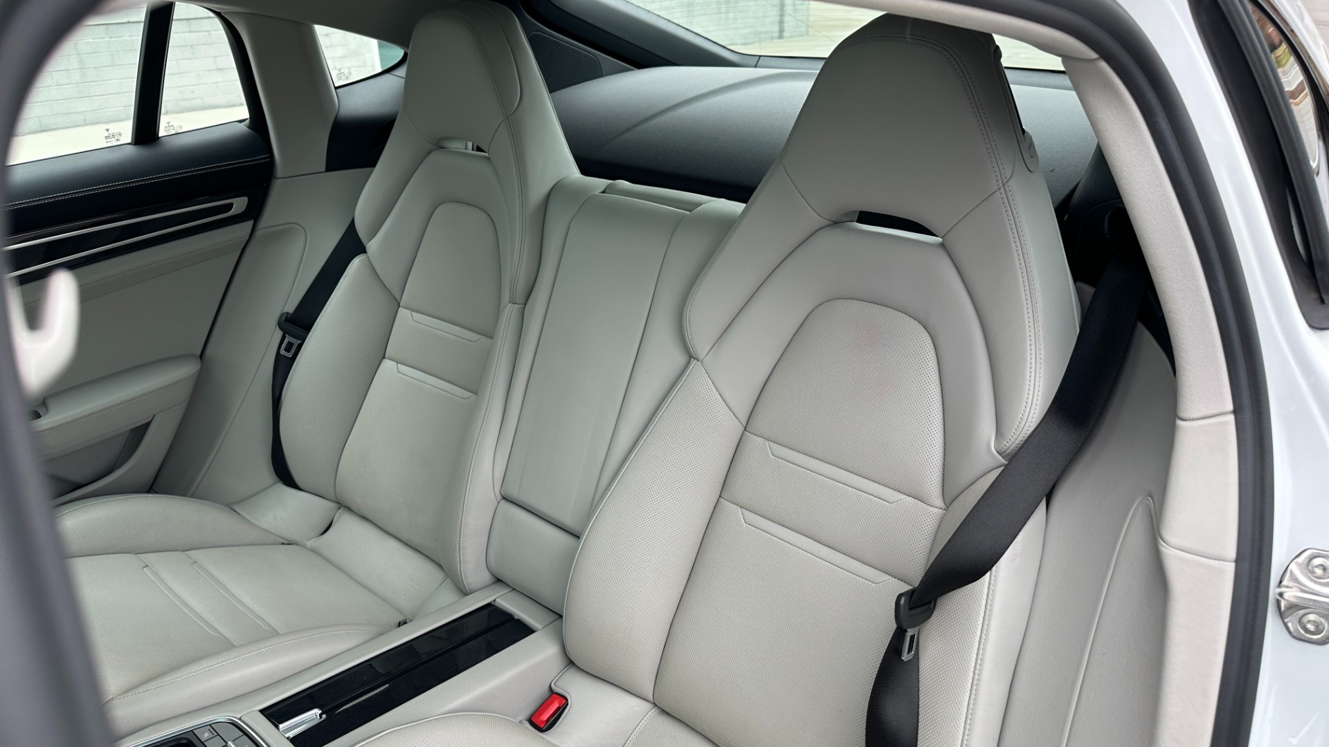 Used 2017 Porsche PANAMERA 4S / AWD / 2.9L TURBO / PREMIUM / SPORT CHRONO / BOSE / REARVIEW for sale $81,000 at Formula Imports in Charlotte NC 28227 28