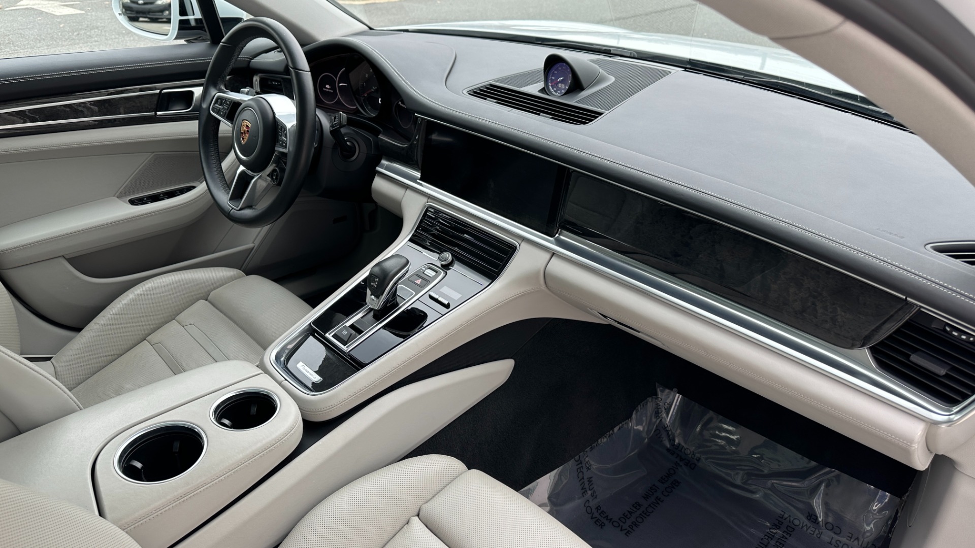 Used 2017 Porsche PANAMERA 4S / AWD / 2.9L TURBO / PREMIUM / SPORT CHRONO / BOSE / REARVIEW for sale $81,000 at Formula Imports in Charlotte NC 28227 34