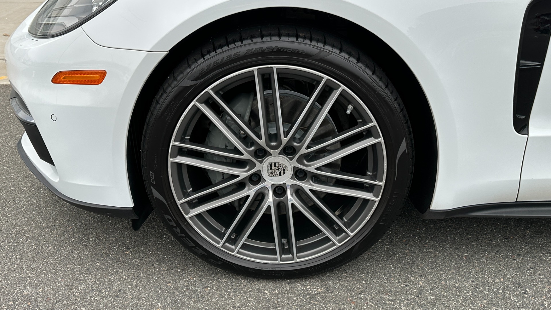 Used 2017 Porsche Panamera 4S / PREMIUM PLUS / AIR SUSPENSION / SPORT CHRONO / 21IN WHEELS for sale Sold at Formula Imports in Charlotte NC 28227 44