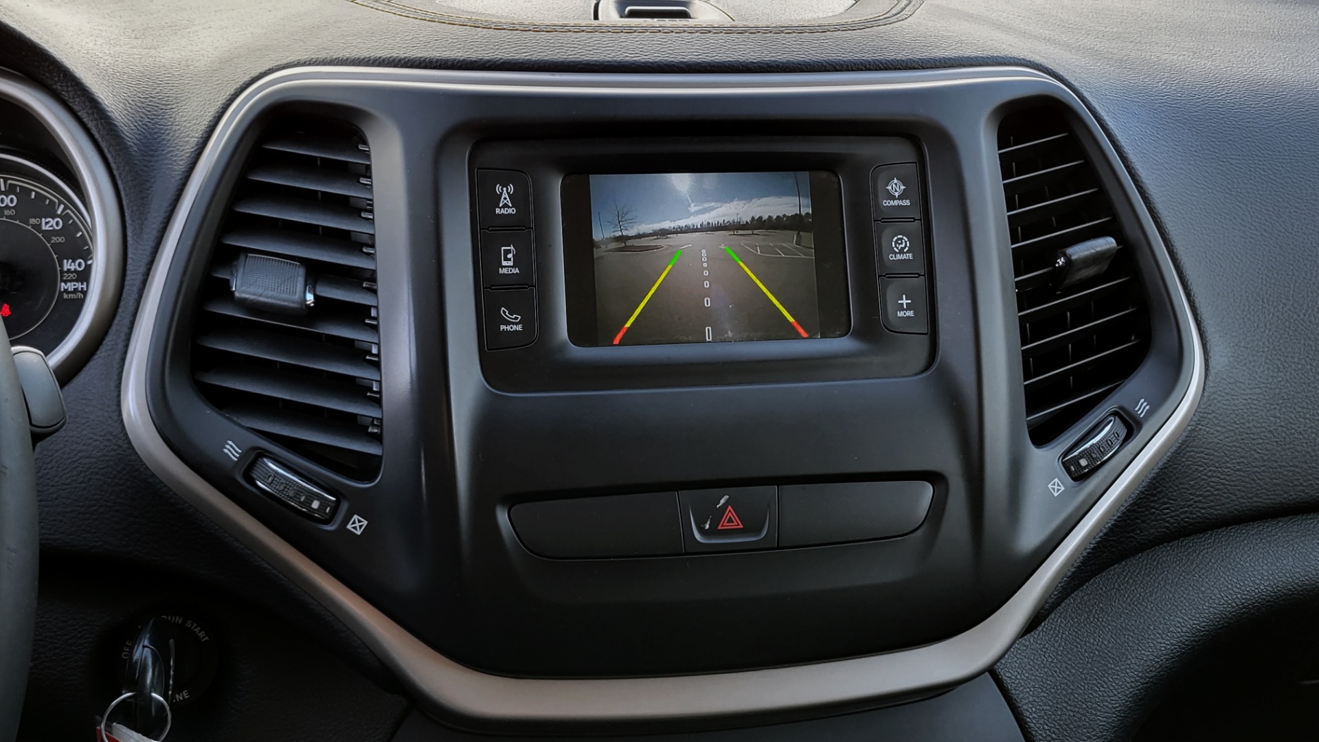 Used 2016 Jeep CHEROKEE LATITUDE FWD / 2.4L I4 / 9-SPD AUTO / 5IN TOUCHSCREEN / REARVIEW for sale $15,495 at Formula Imports in Charlotte NC 28227 38