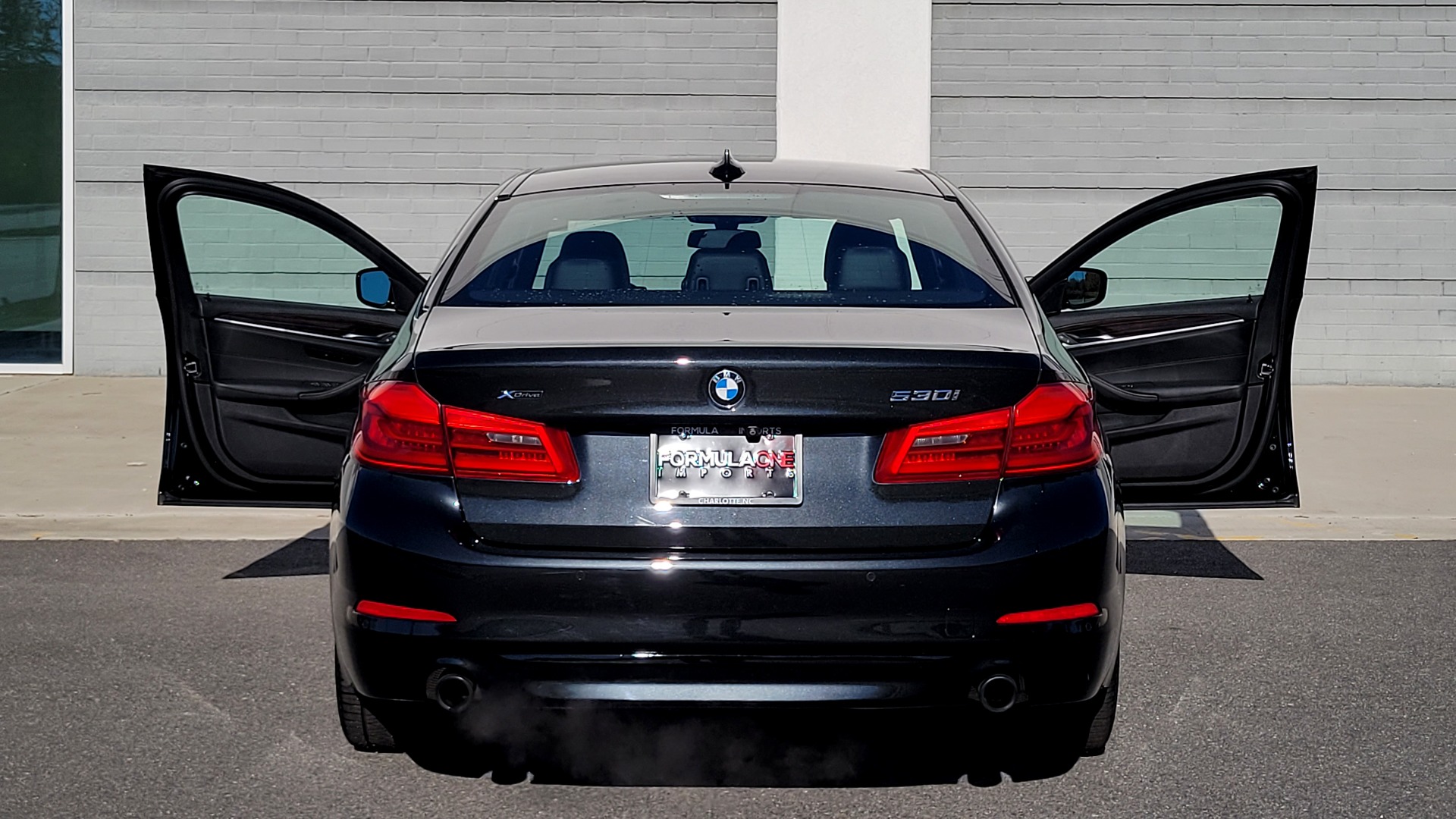 Used 2019 BMW 5 SERIES 530I XDRIVE CONVENIENCE PKG / NAV / SUNROOF / REARVIEW for sale Sold at Formula Imports in Charlotte NC 28227 25