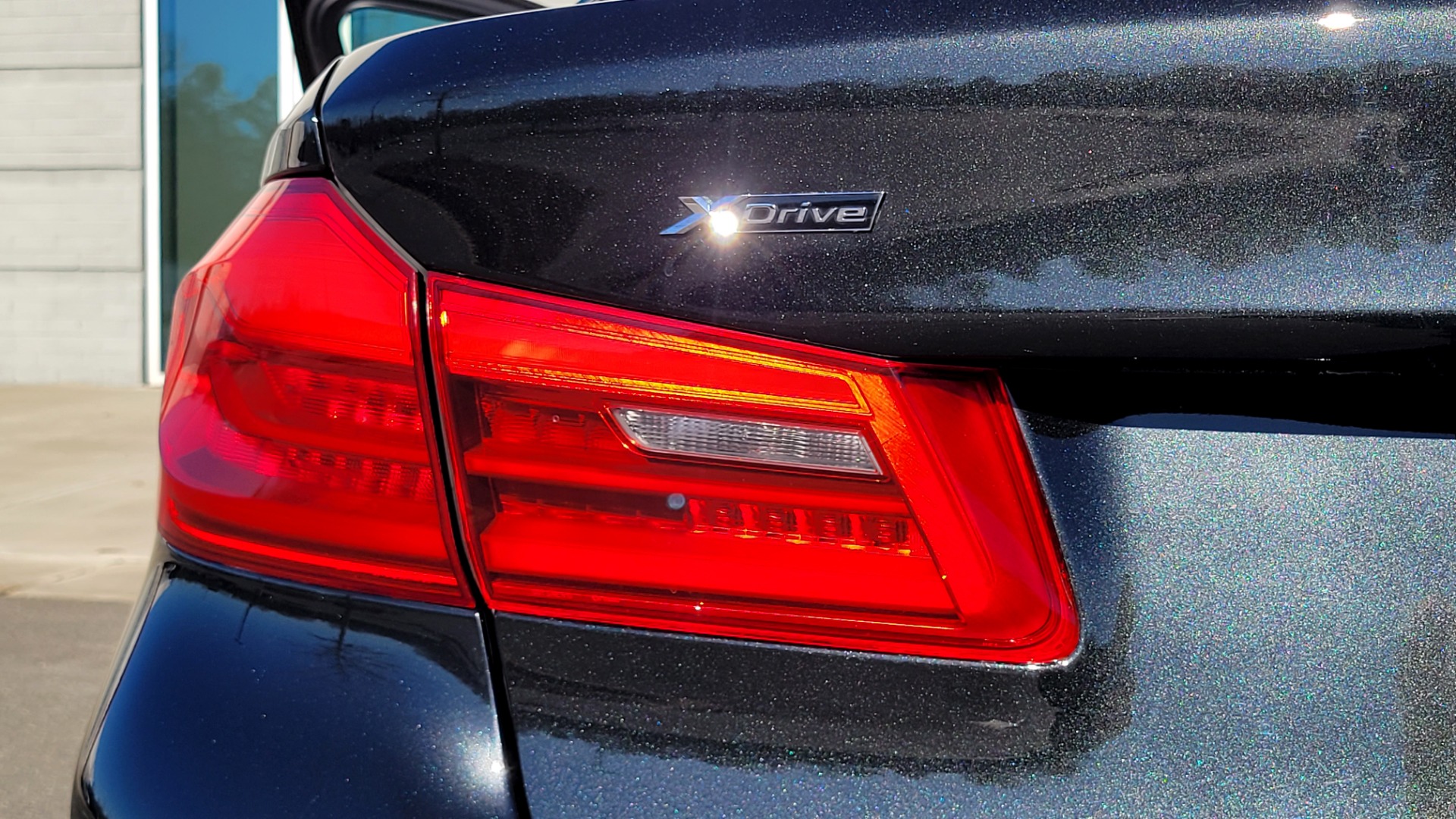 Used 2019 BMW 5 SERIES 530I XDRIVE CONVENIENCE PKG / NAV / SUNROOF / REARVIEW for sale $41,595 at Formula Imports in Charlotte NC 28227 26